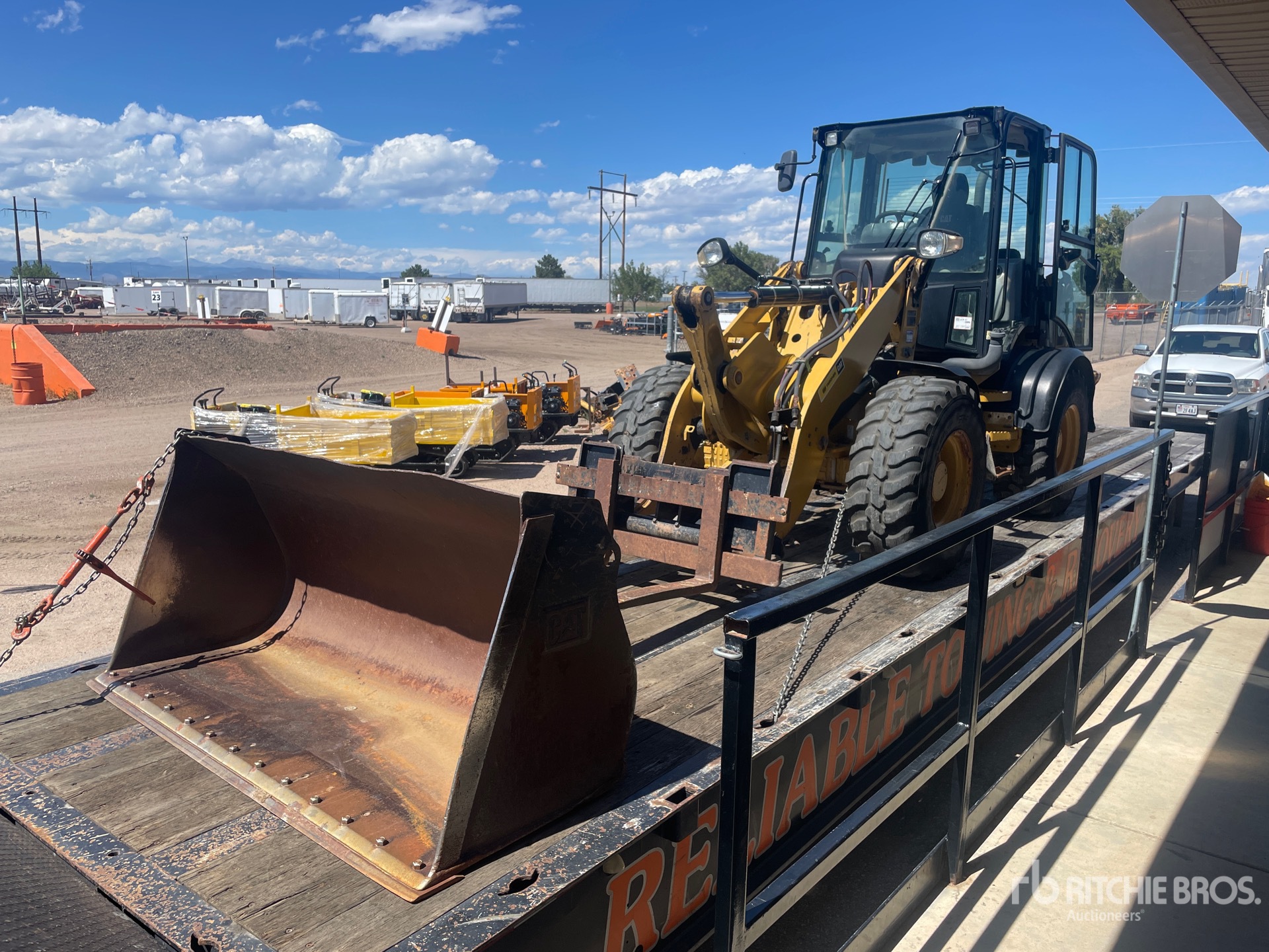 2019 Caterpillar 908M