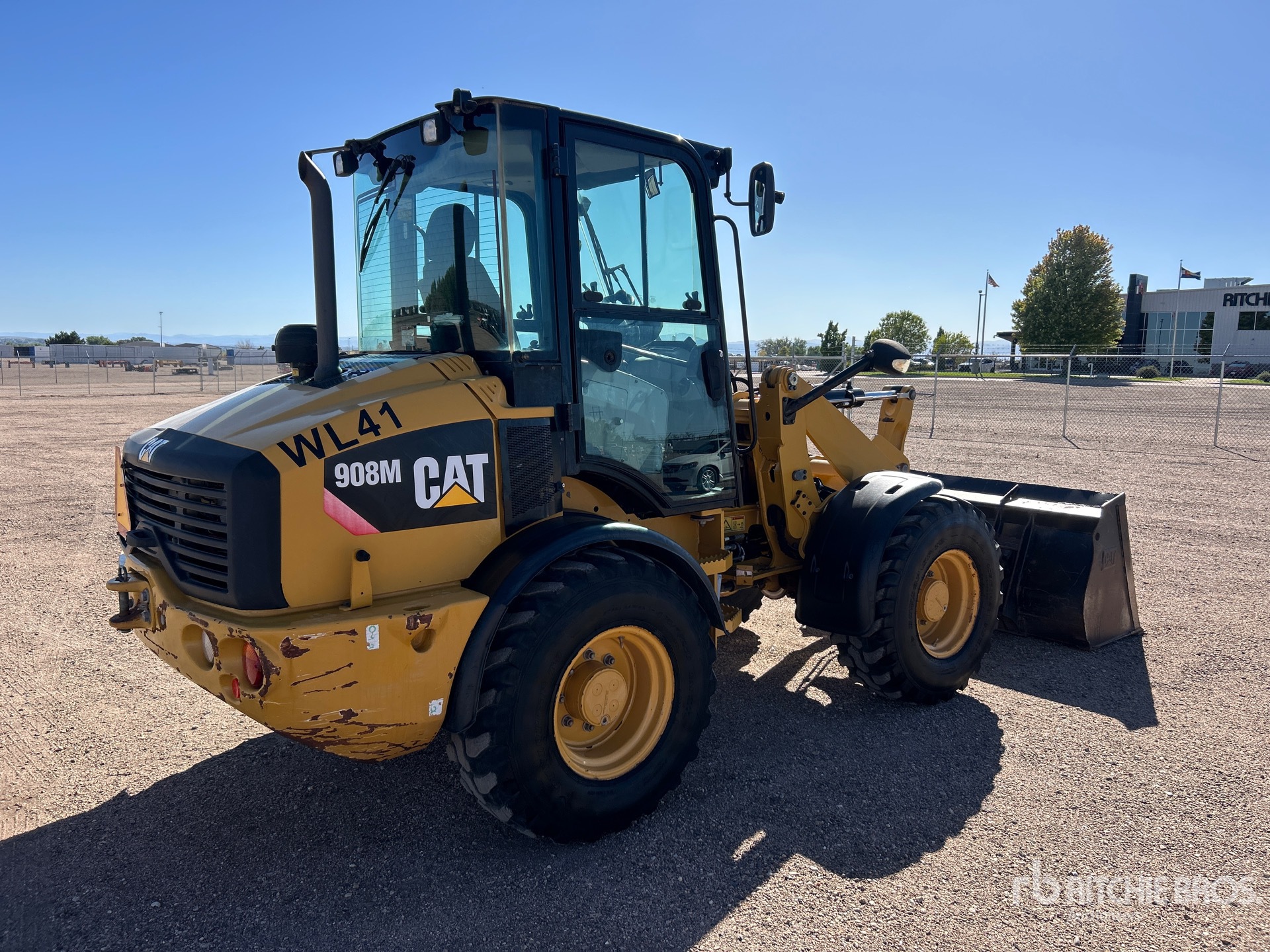2019 Caterpillar 908M