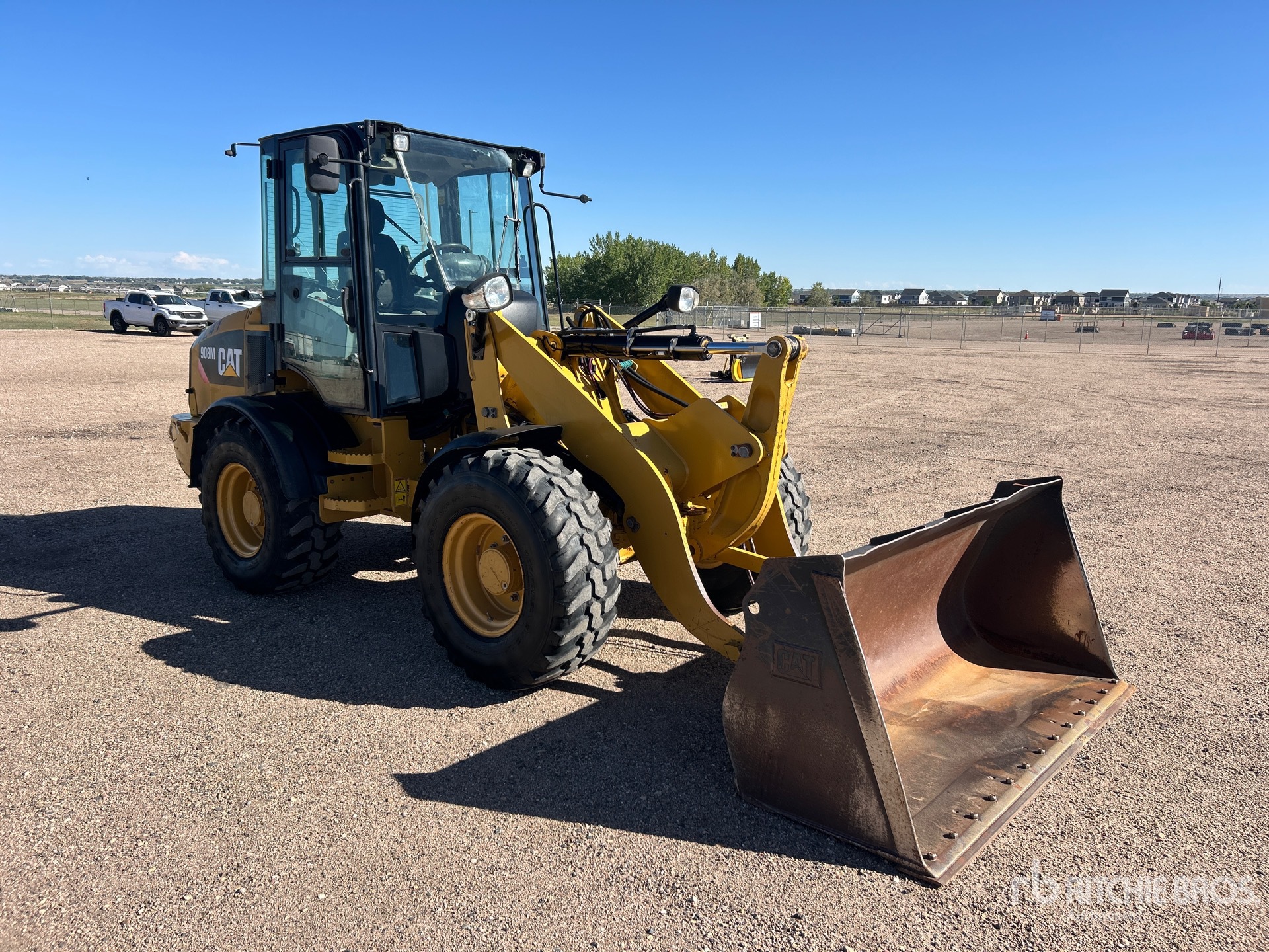 2019 Caterpillar 908M