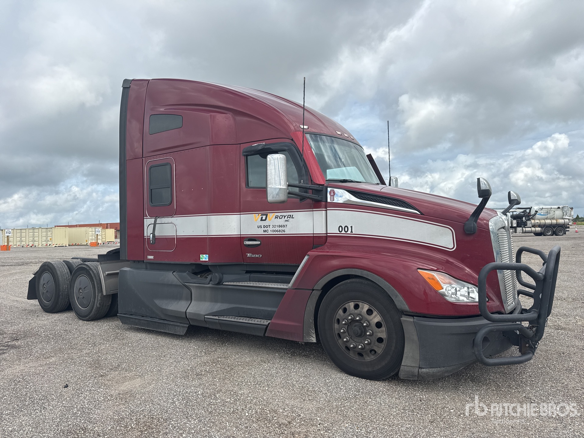 2023 Kenworth T680
