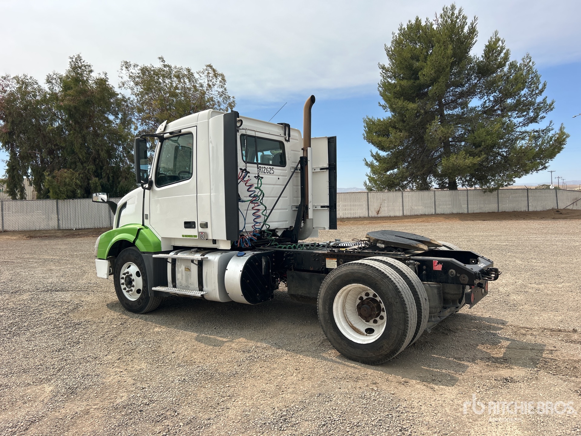 2012 Volvo VNL