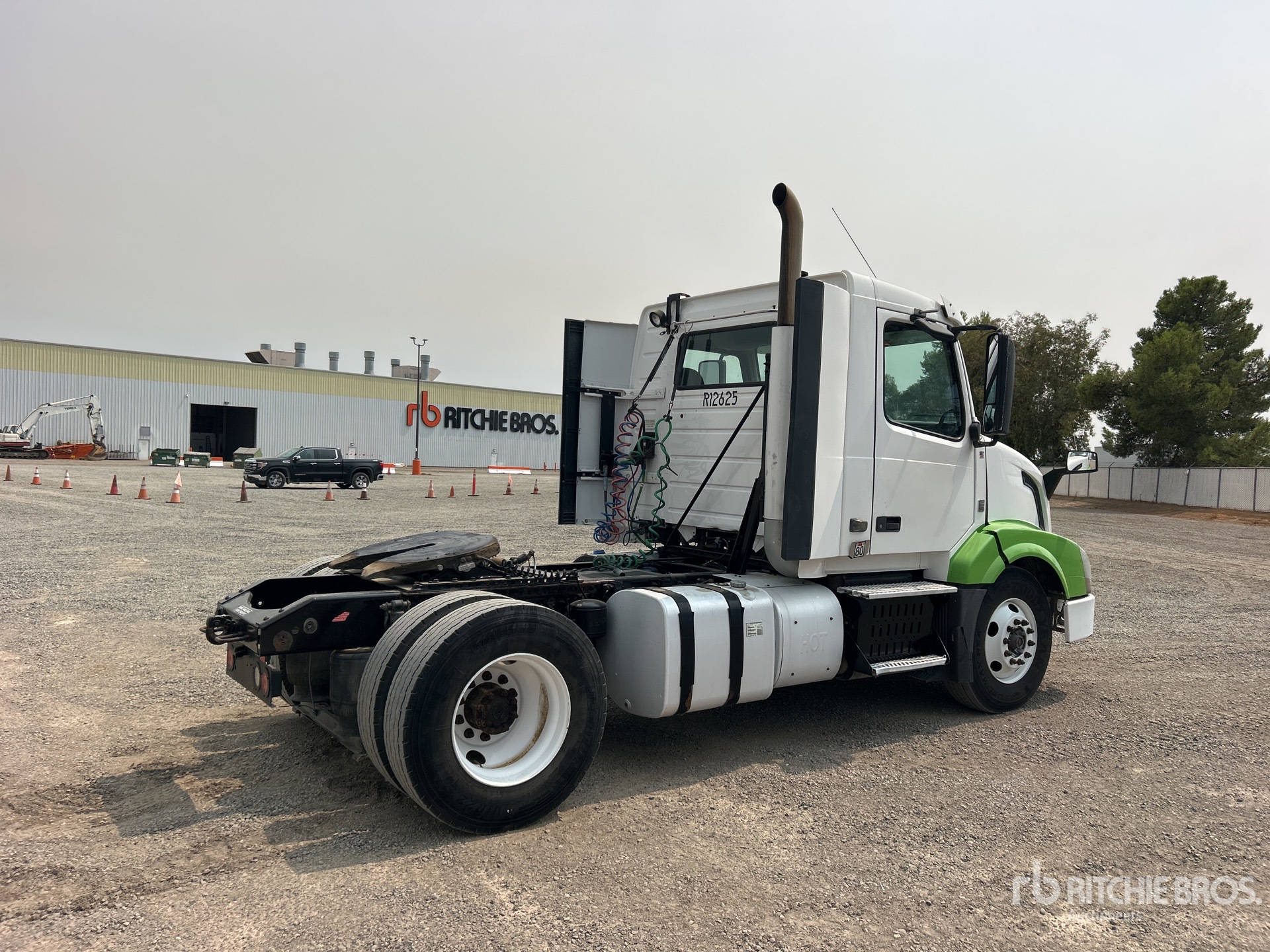 2012 Volvo VNL