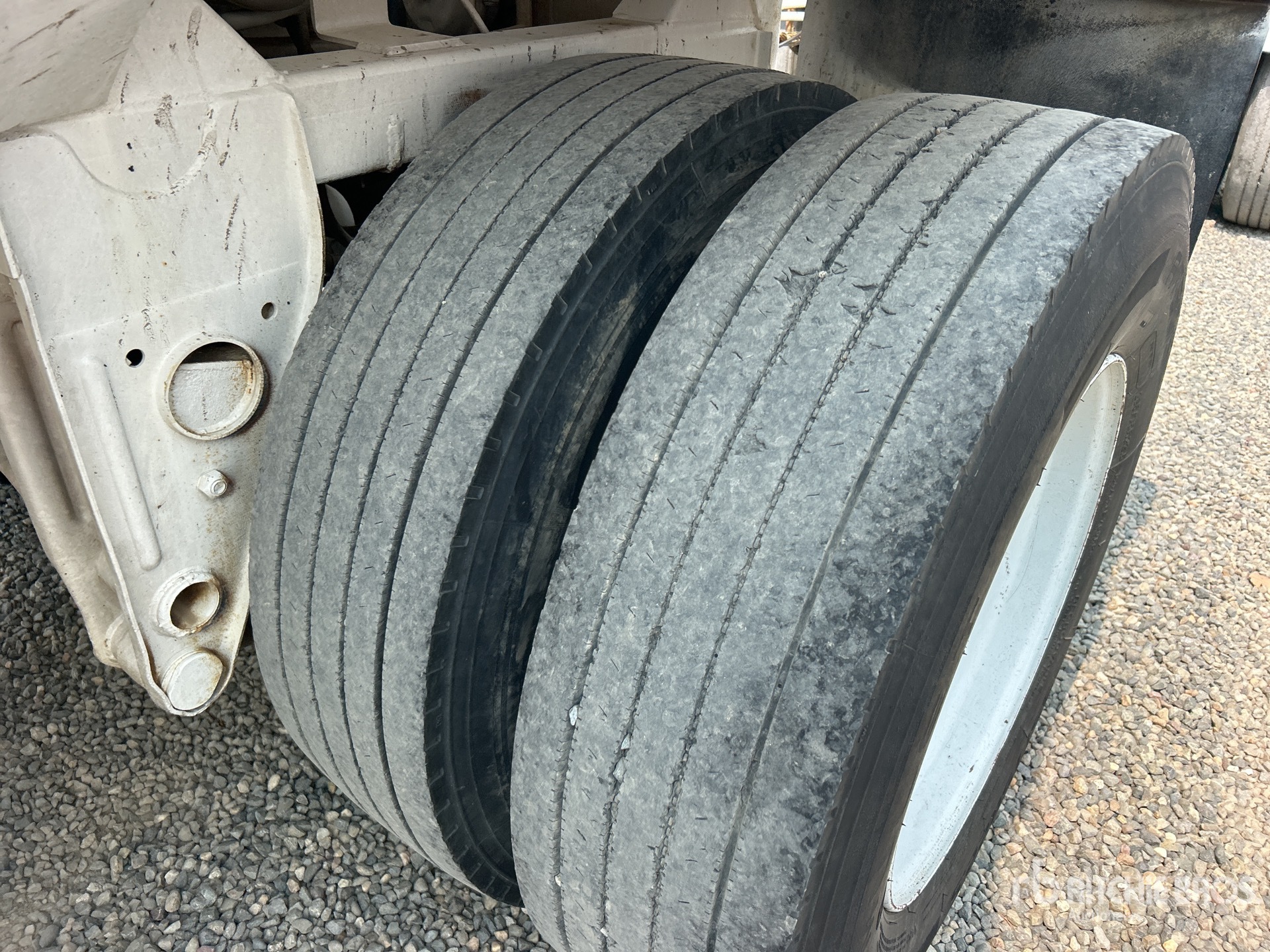1981 Fruehauf DES-F1-M11