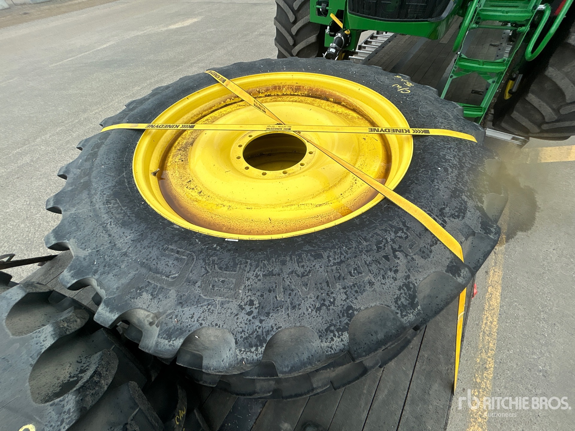 2025 John Deere 616R