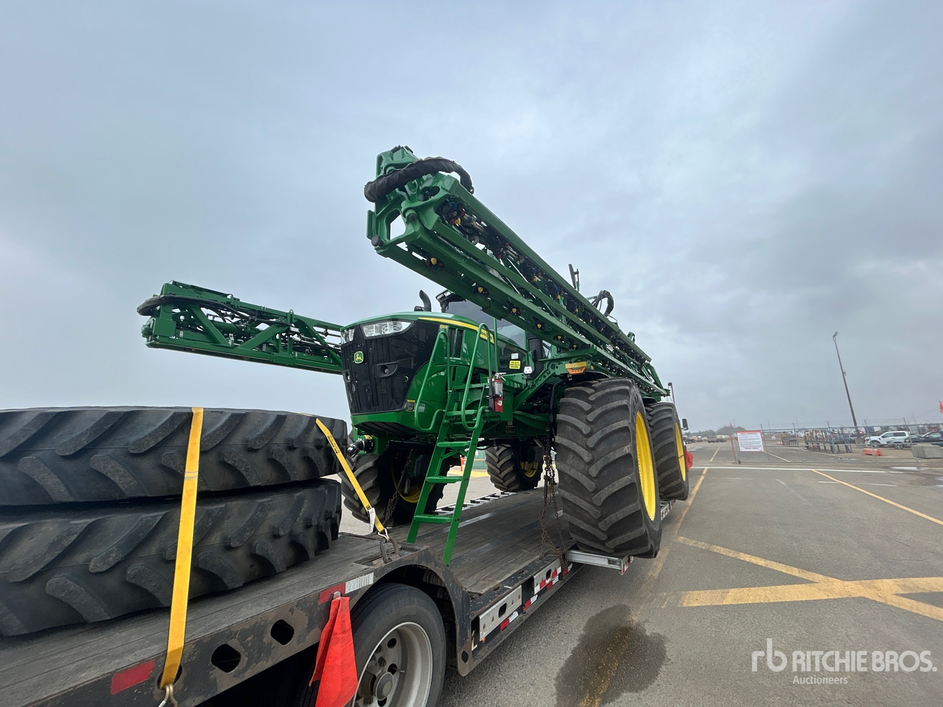 2025 John Deere 616R