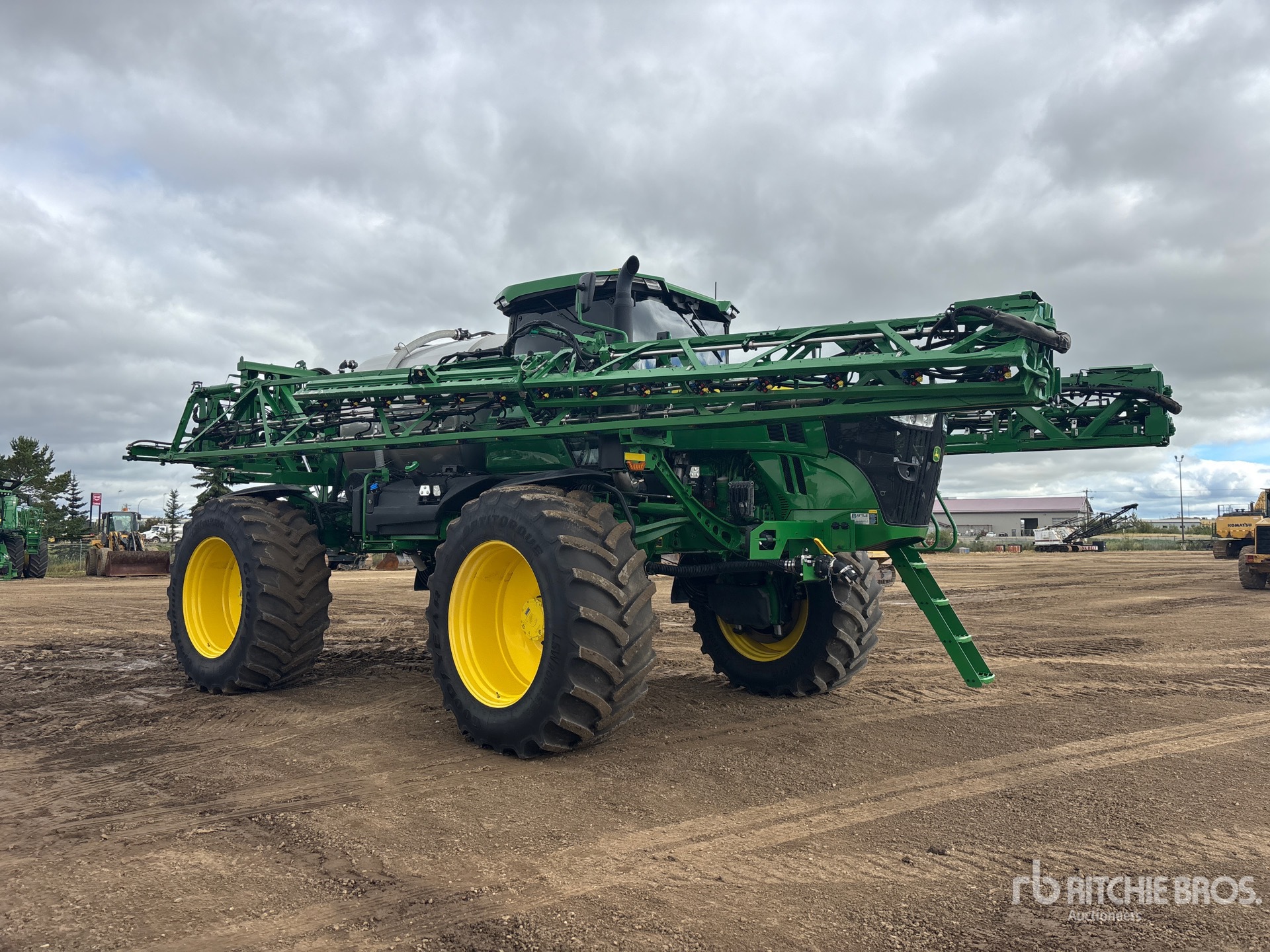 2025 John Deere 616R