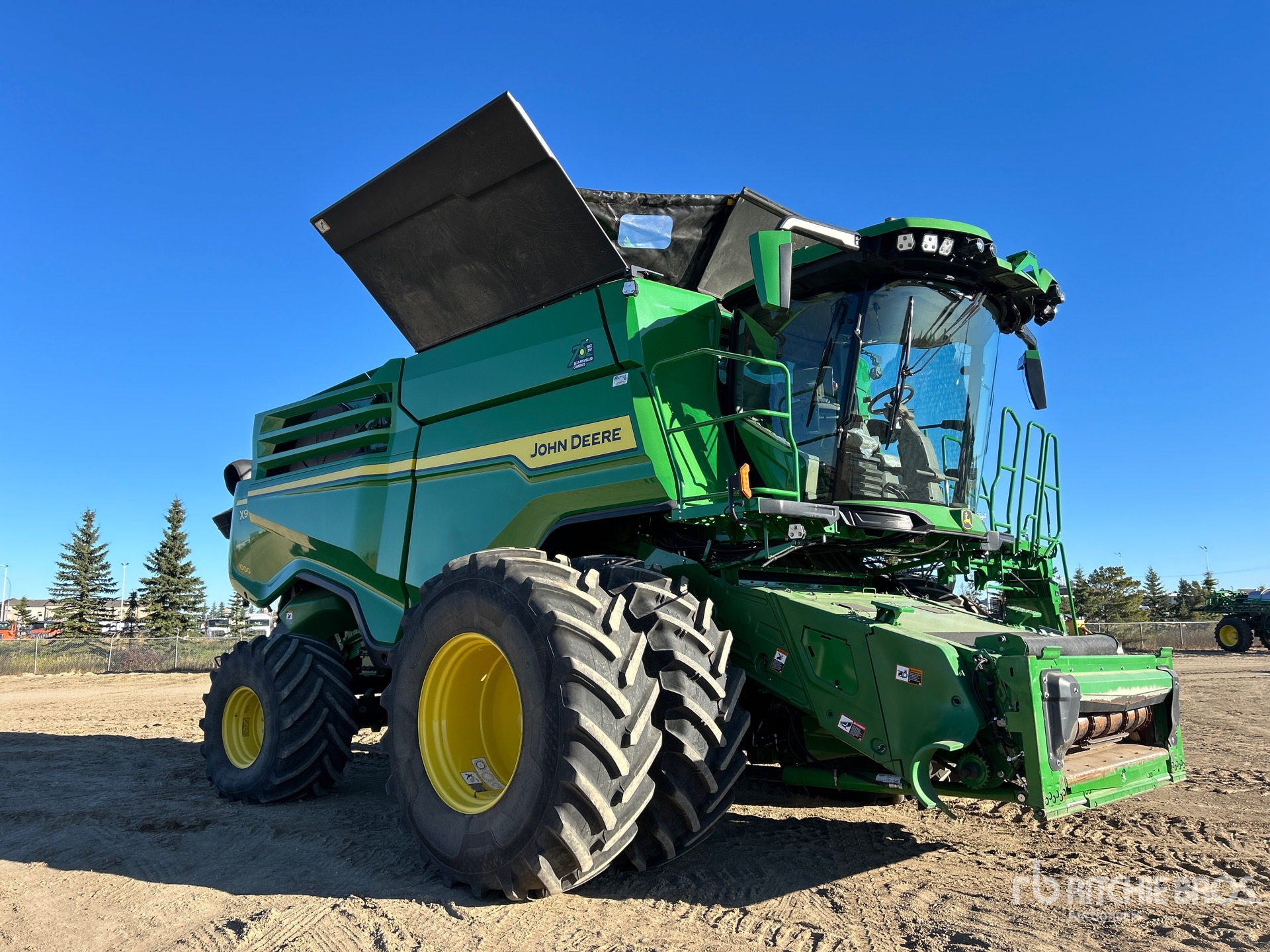 2022 John Deere X91000