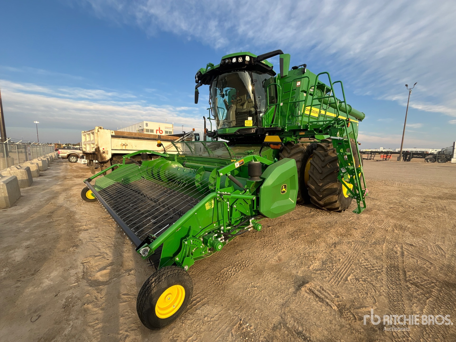 2022 John Deere X91000