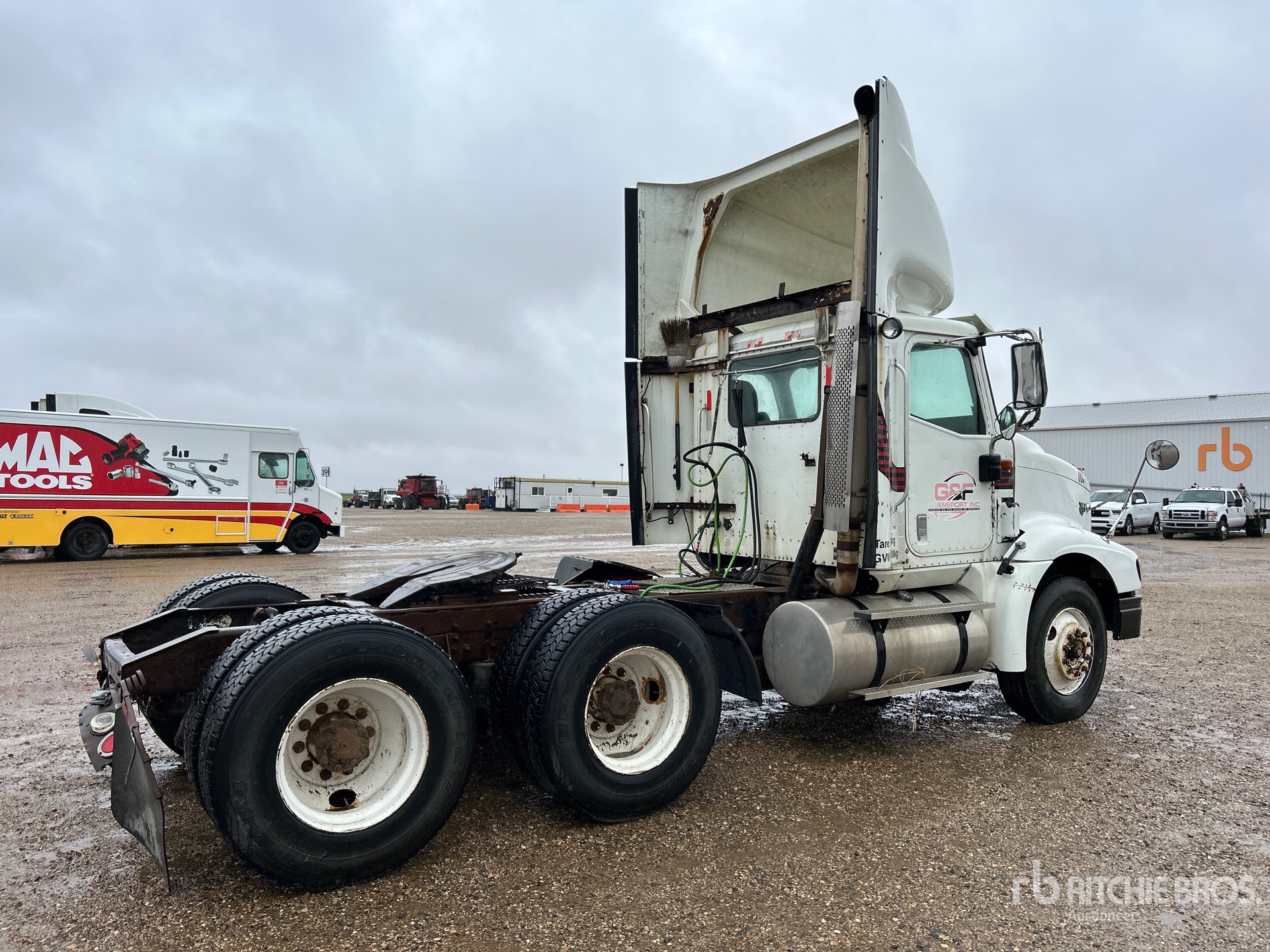 2005 International 9200I