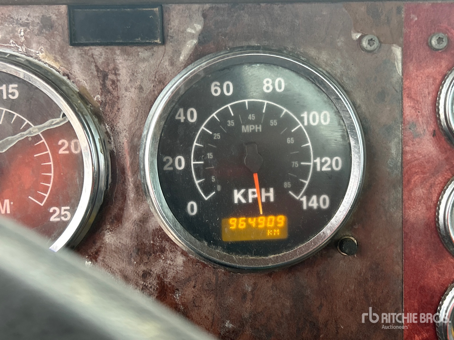 2005 International 9200I
