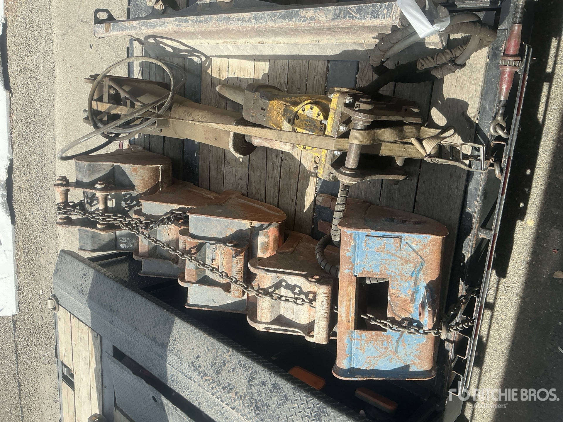 2017 Bobcat E32