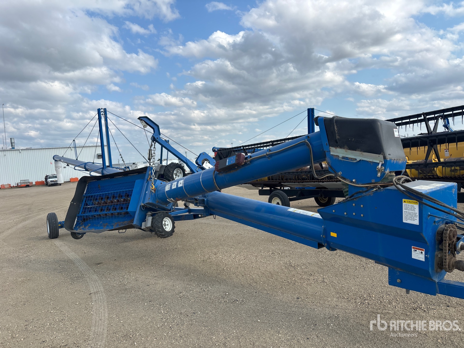 2017 Brandt 1380 XL