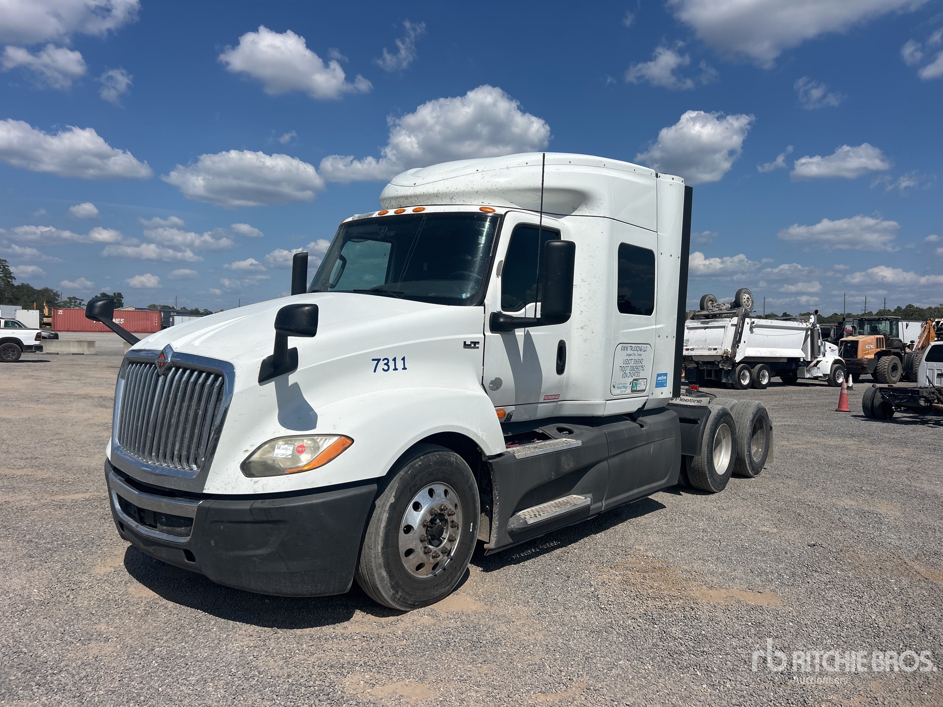 2018 International LT625