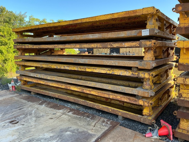 Quantity of (4) Qty of 2 8 ft X 16 ft 4&rdquo; SW HE 8 ft x 16 ft Round (4 in Wall) 4&rdquo; SW HE Trench Shield