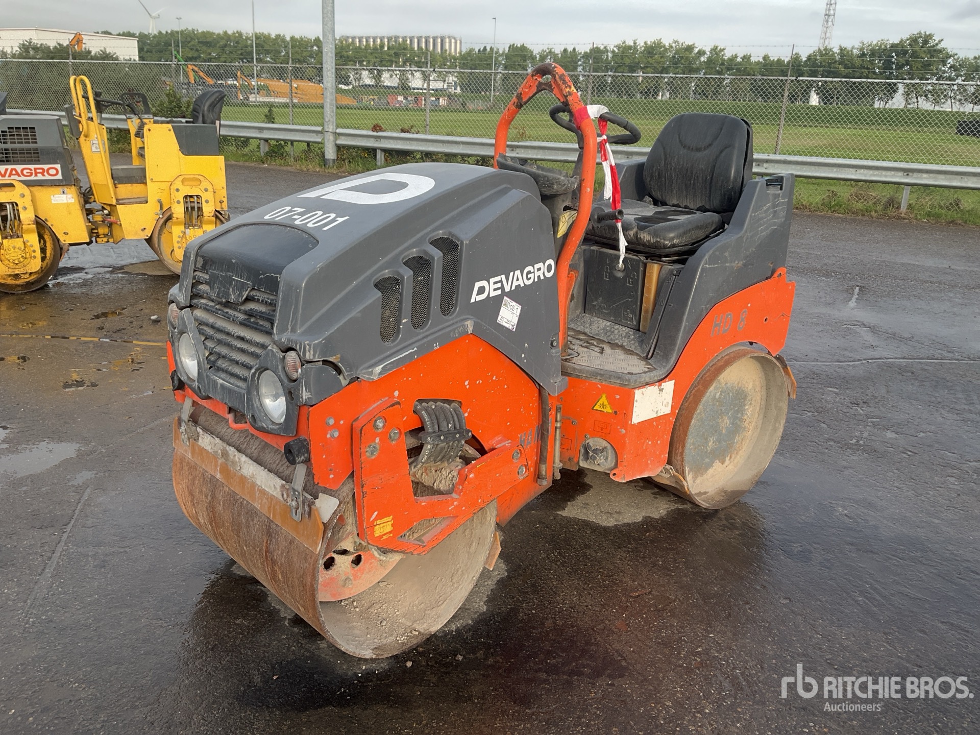 Photo of 2009 Hamm HD8VV
