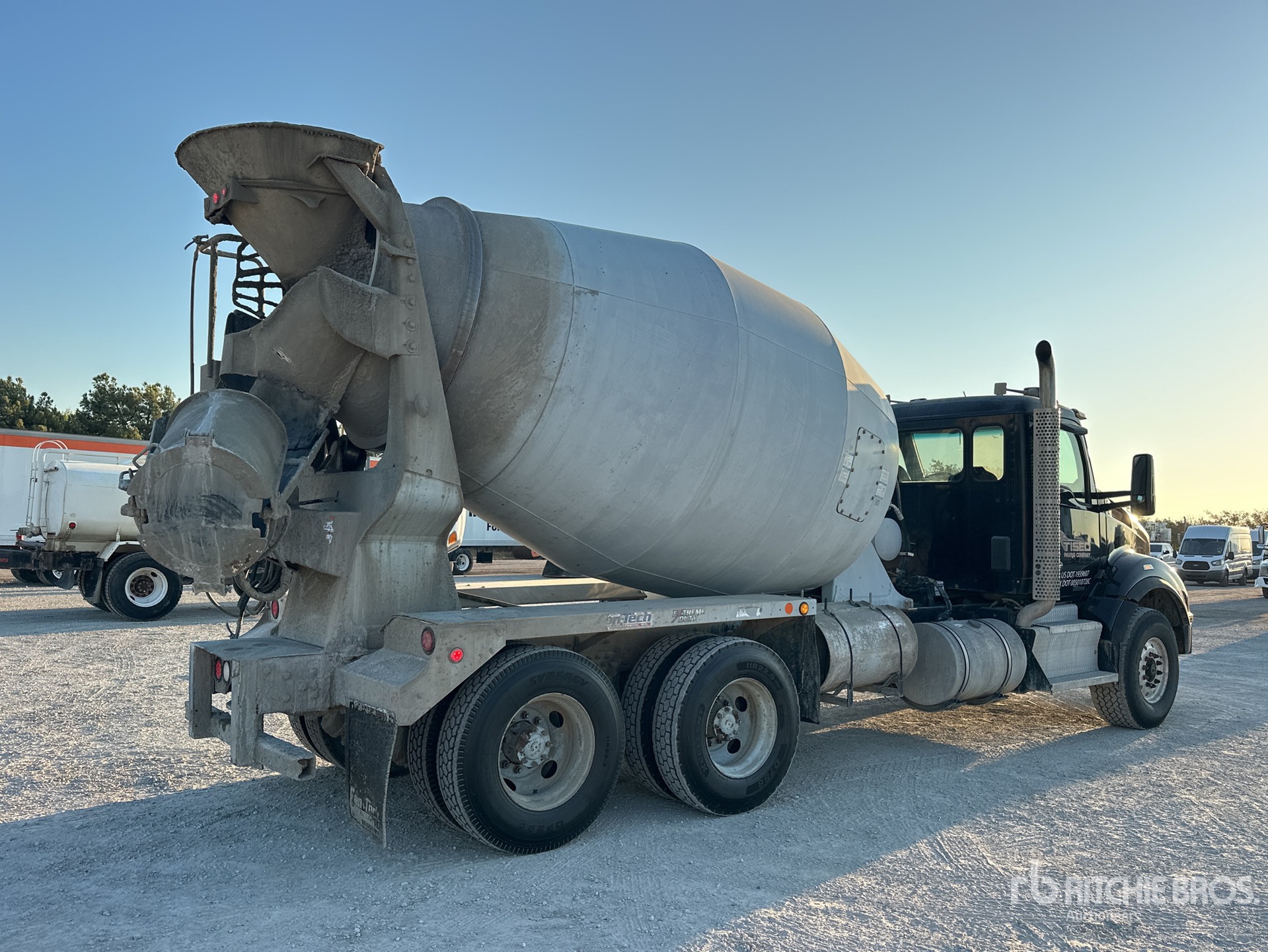 2016 Kenworth T880