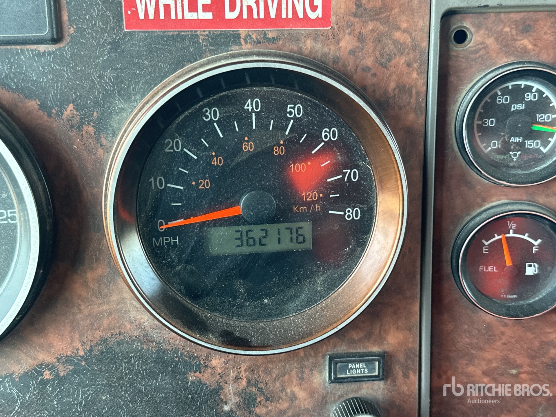 2005 Kenworth T800