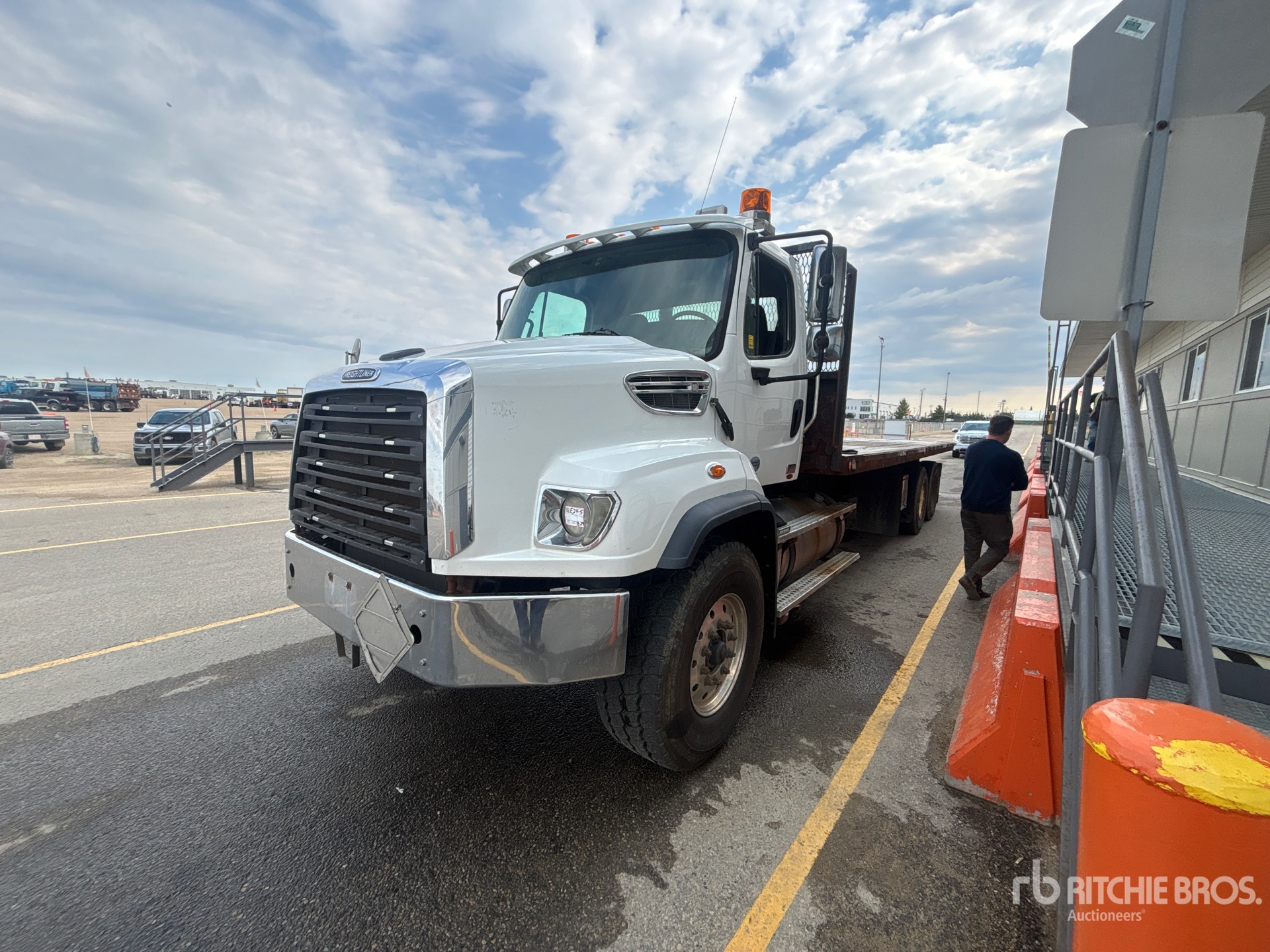 2014 Freightliner 114SD