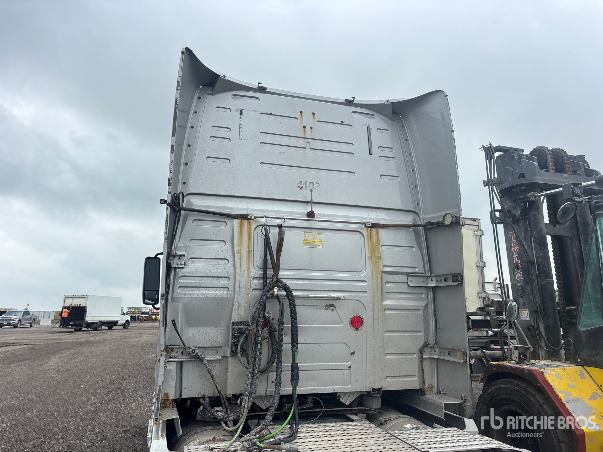 2016 Volvo VNL