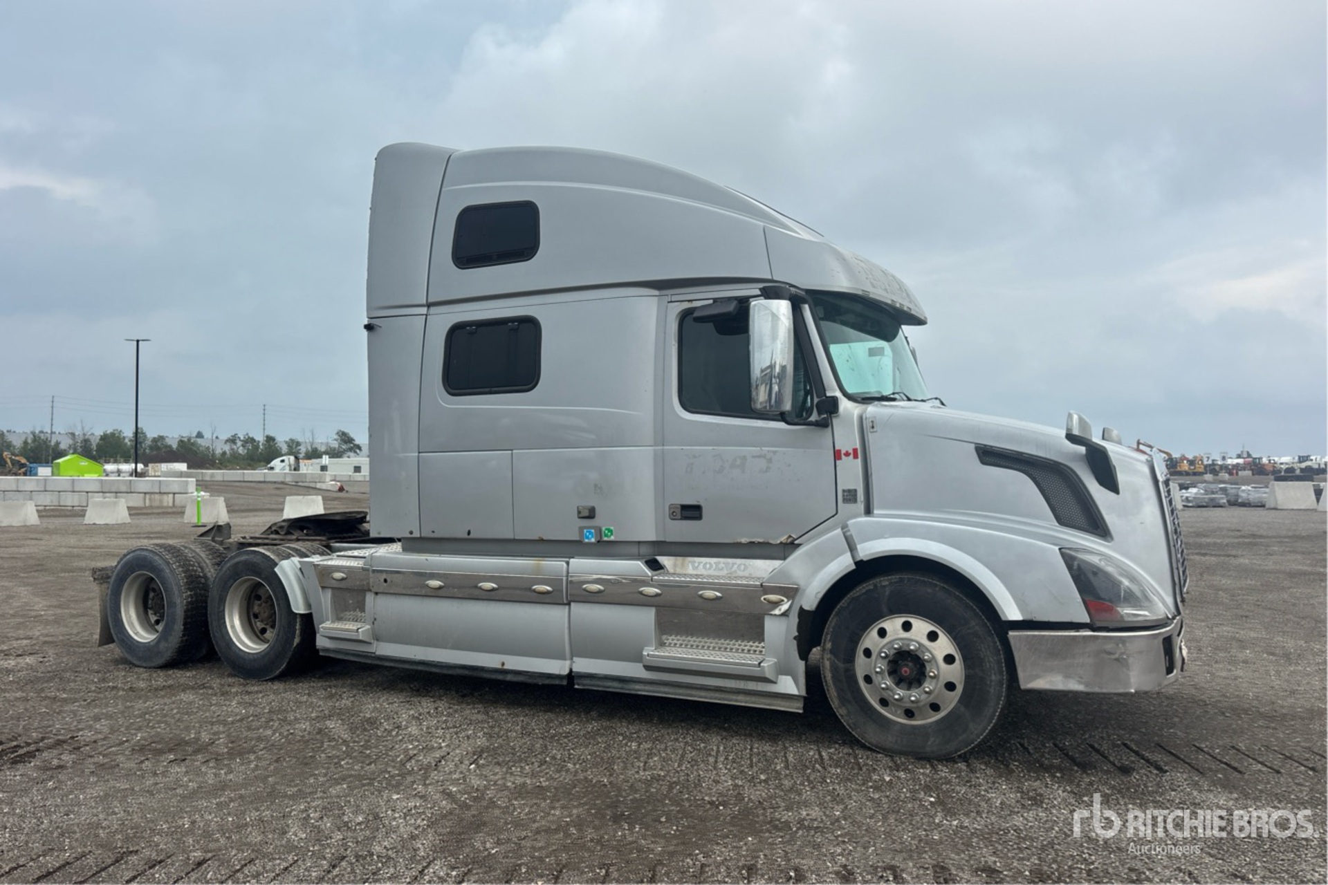 2016 Volvo VNL