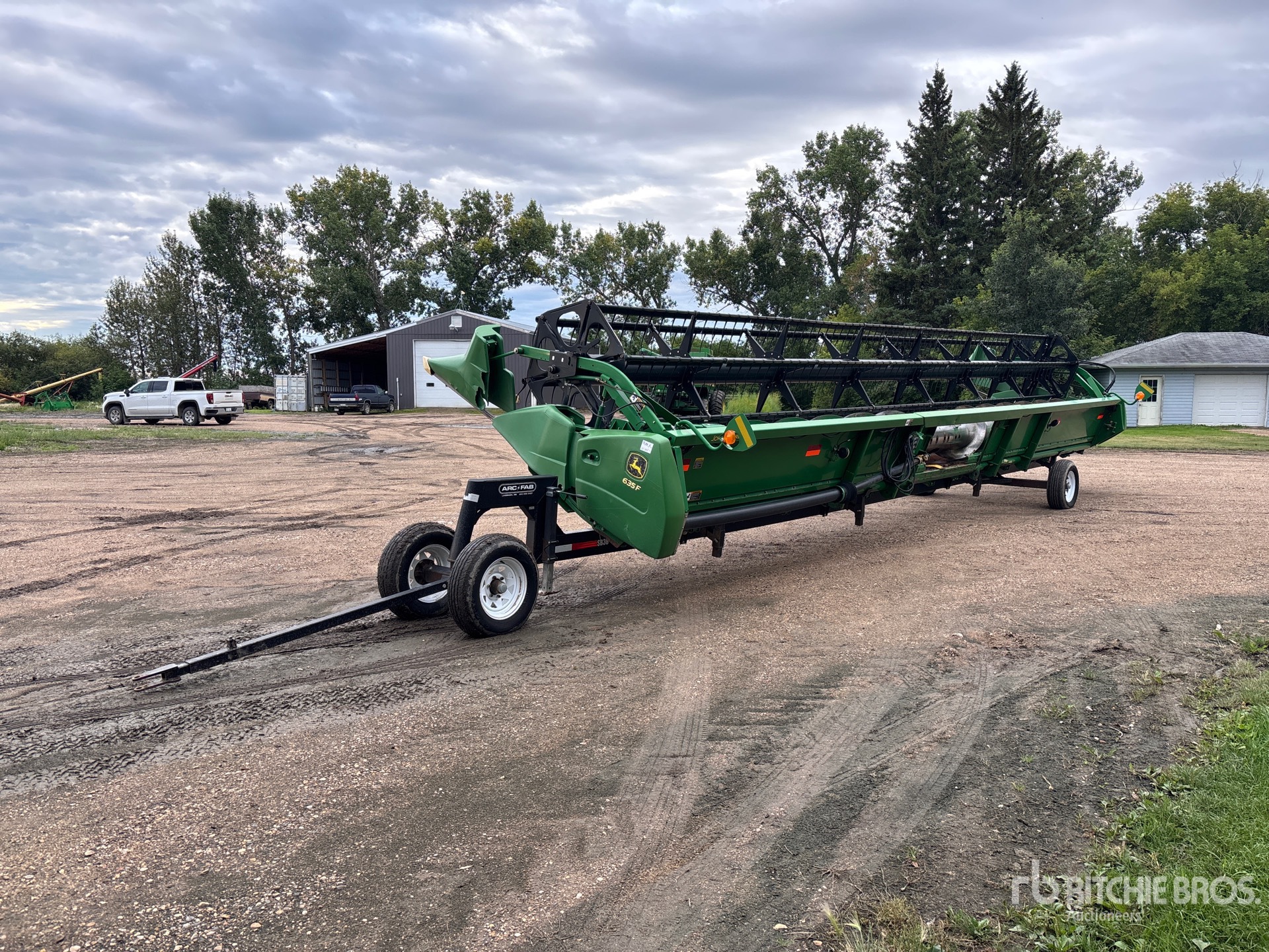 2009 John Deere 635F