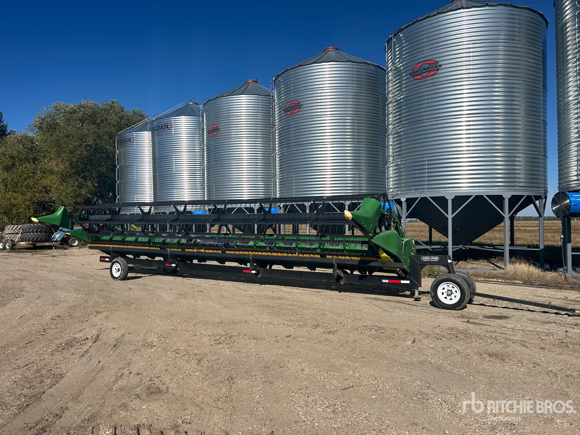 Photo of 2009 John Deere 635F