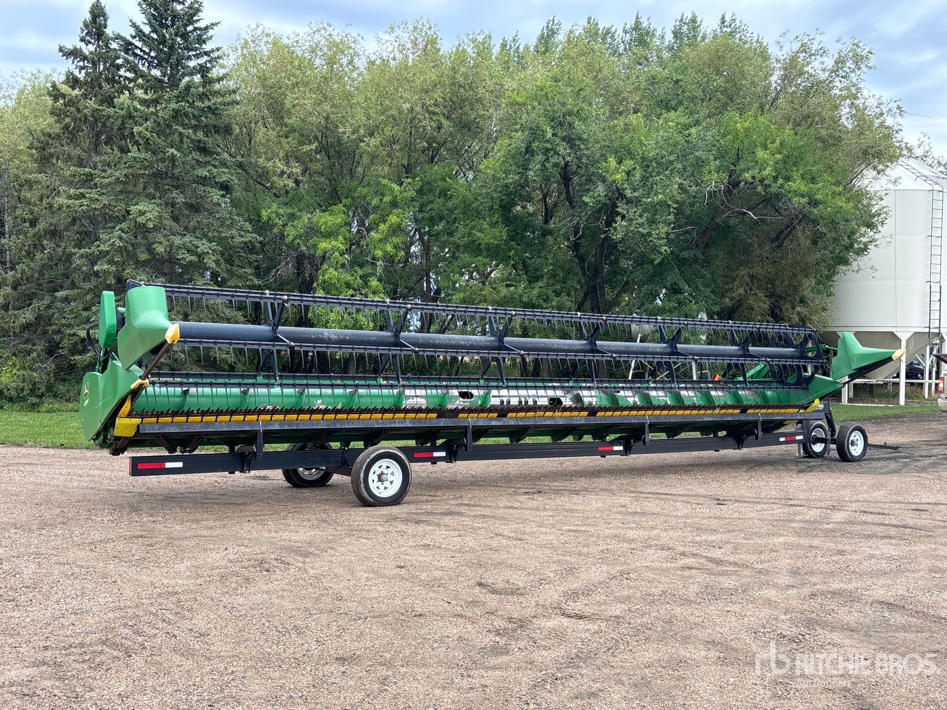 2009 John Deere 635F