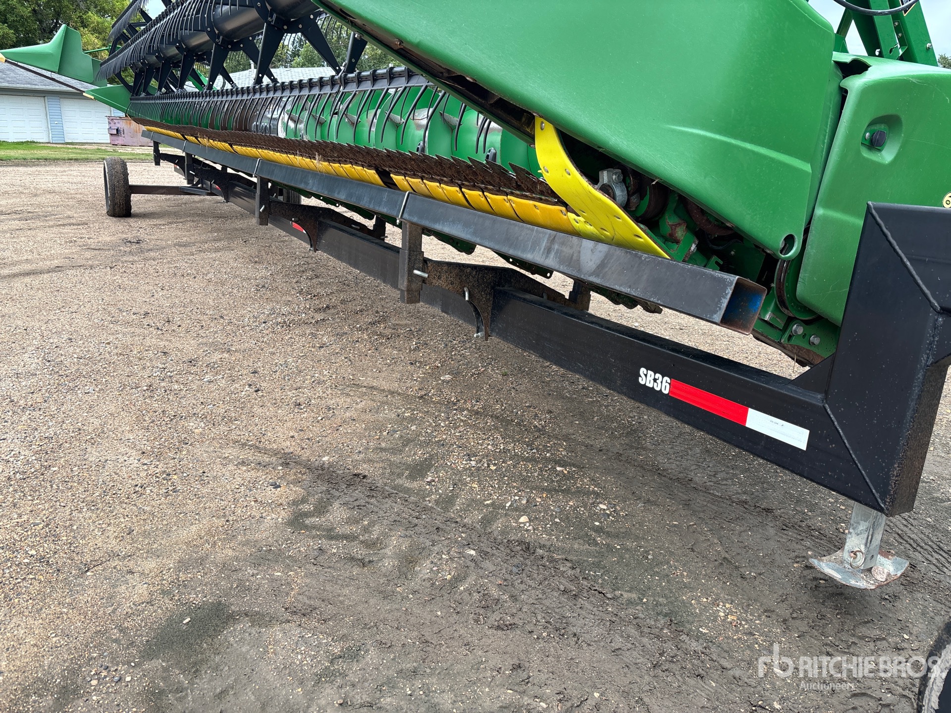 2009 John Deere 635F