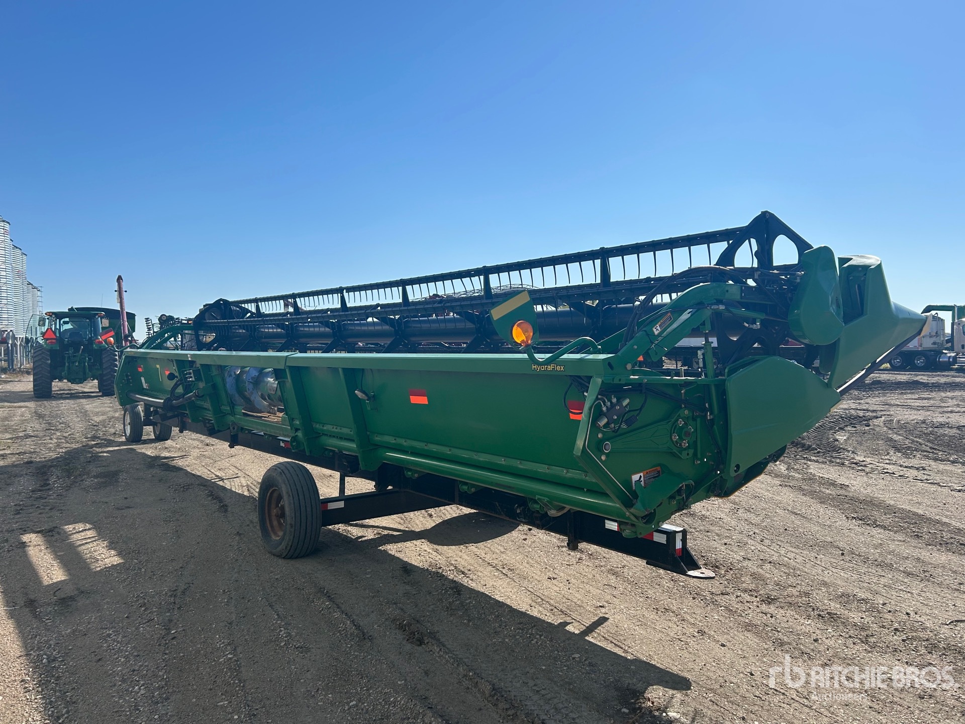 2010 John Deere 635F