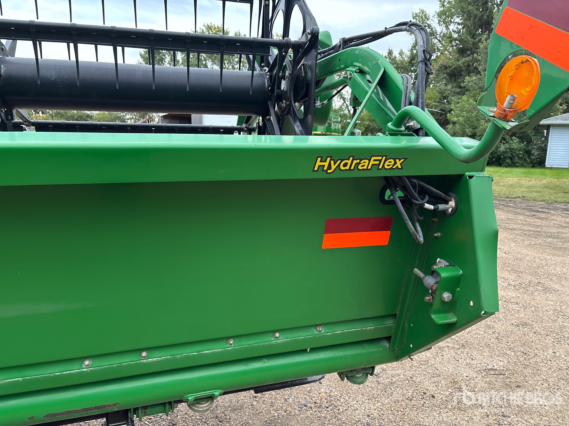 2010 John Deere 635F