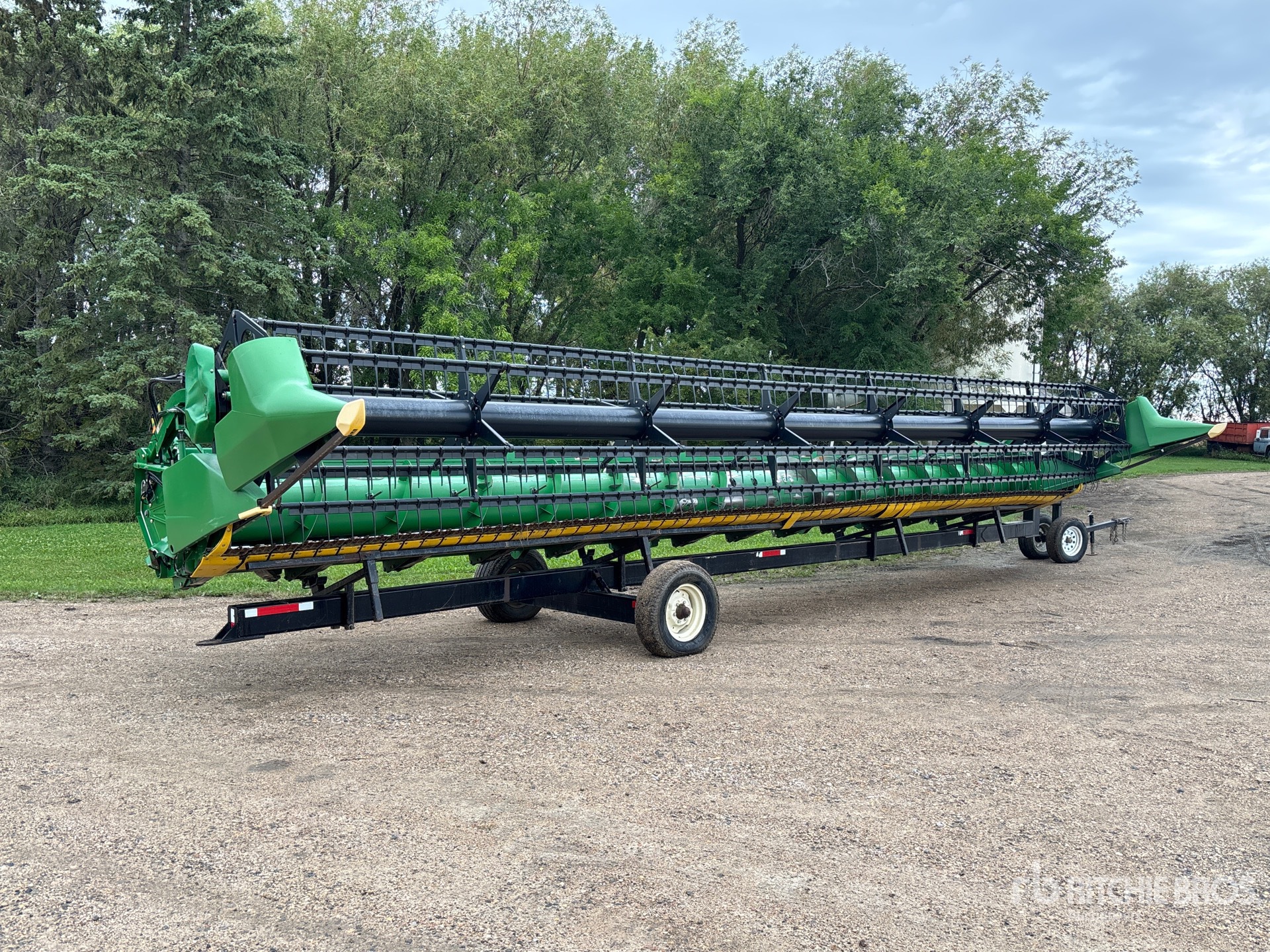 2010 John Deere 635F