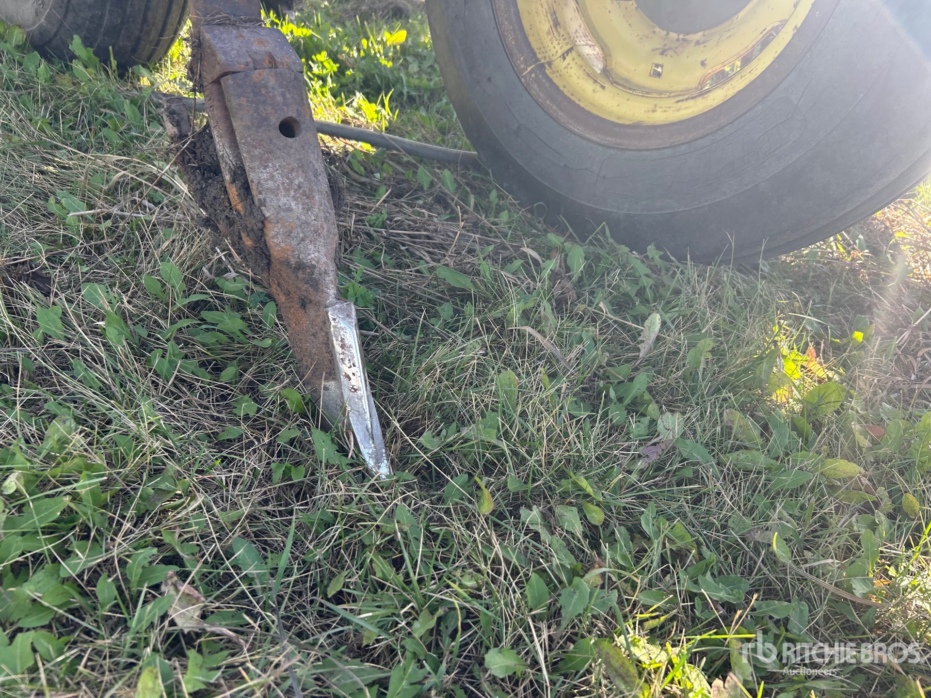 John Deere 1600