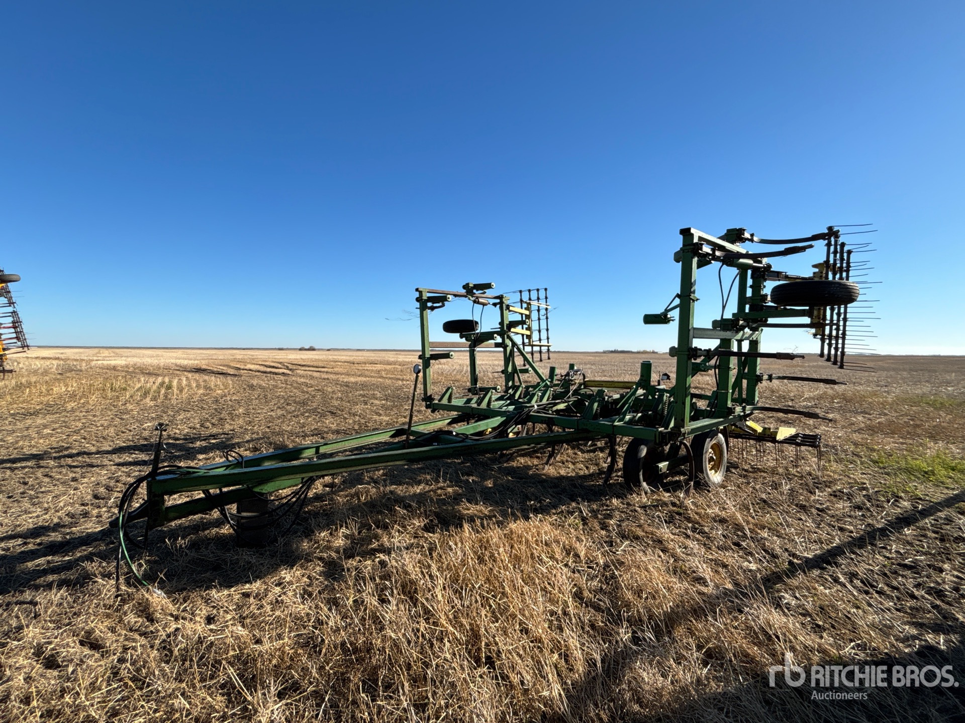 Photo of John Deere 1600