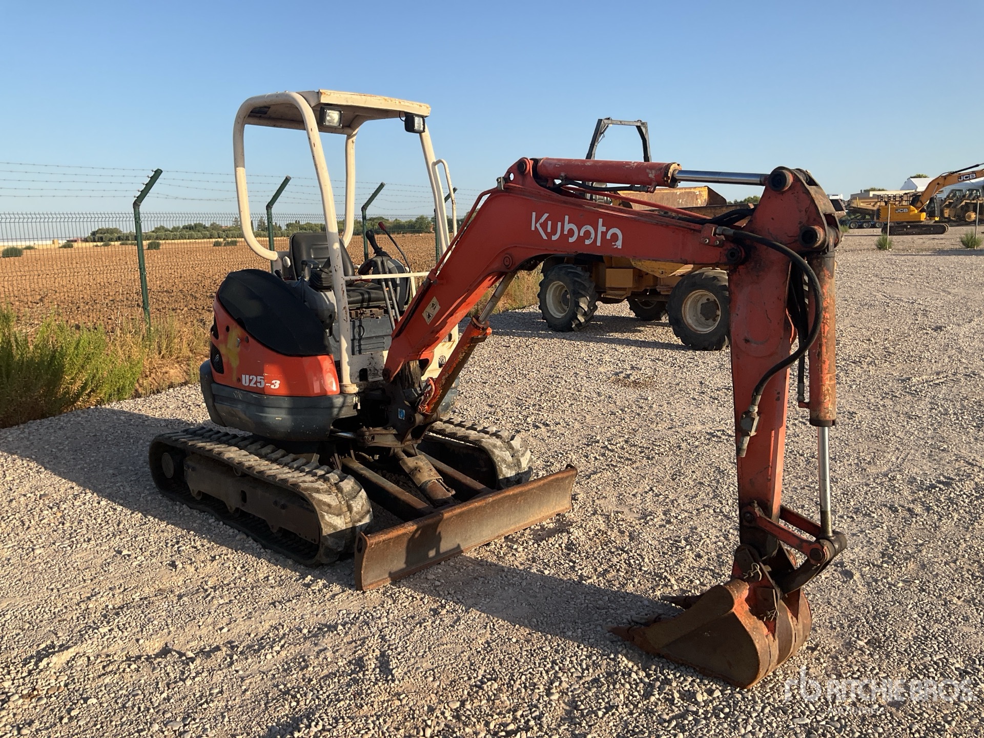 2001 Kubota U25-3