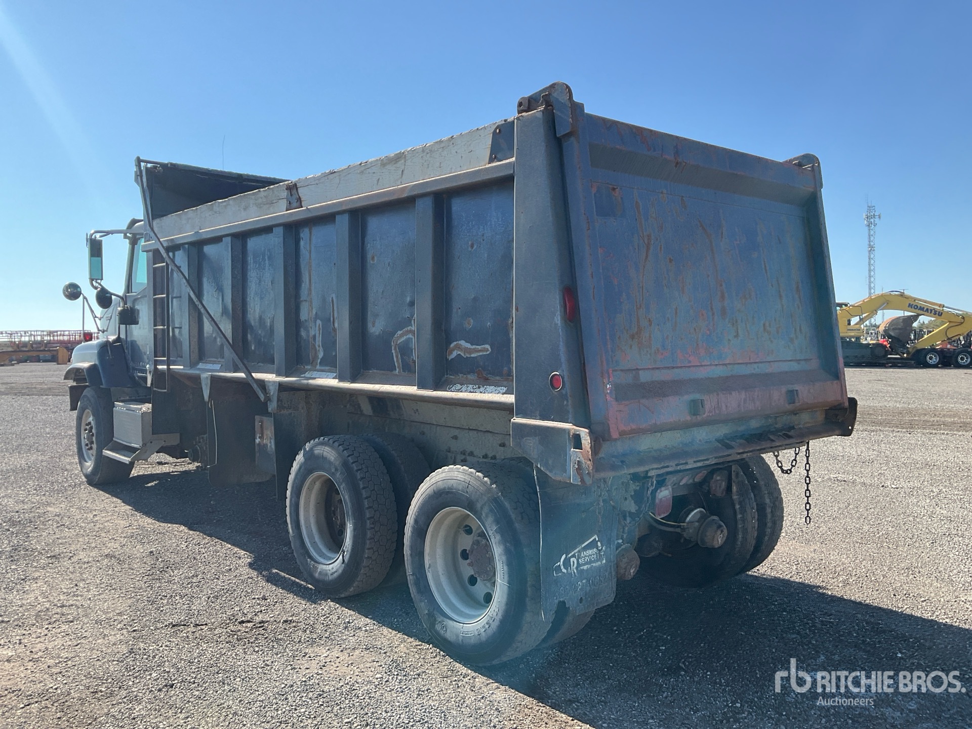 2001 International PAYSTAR 5600I