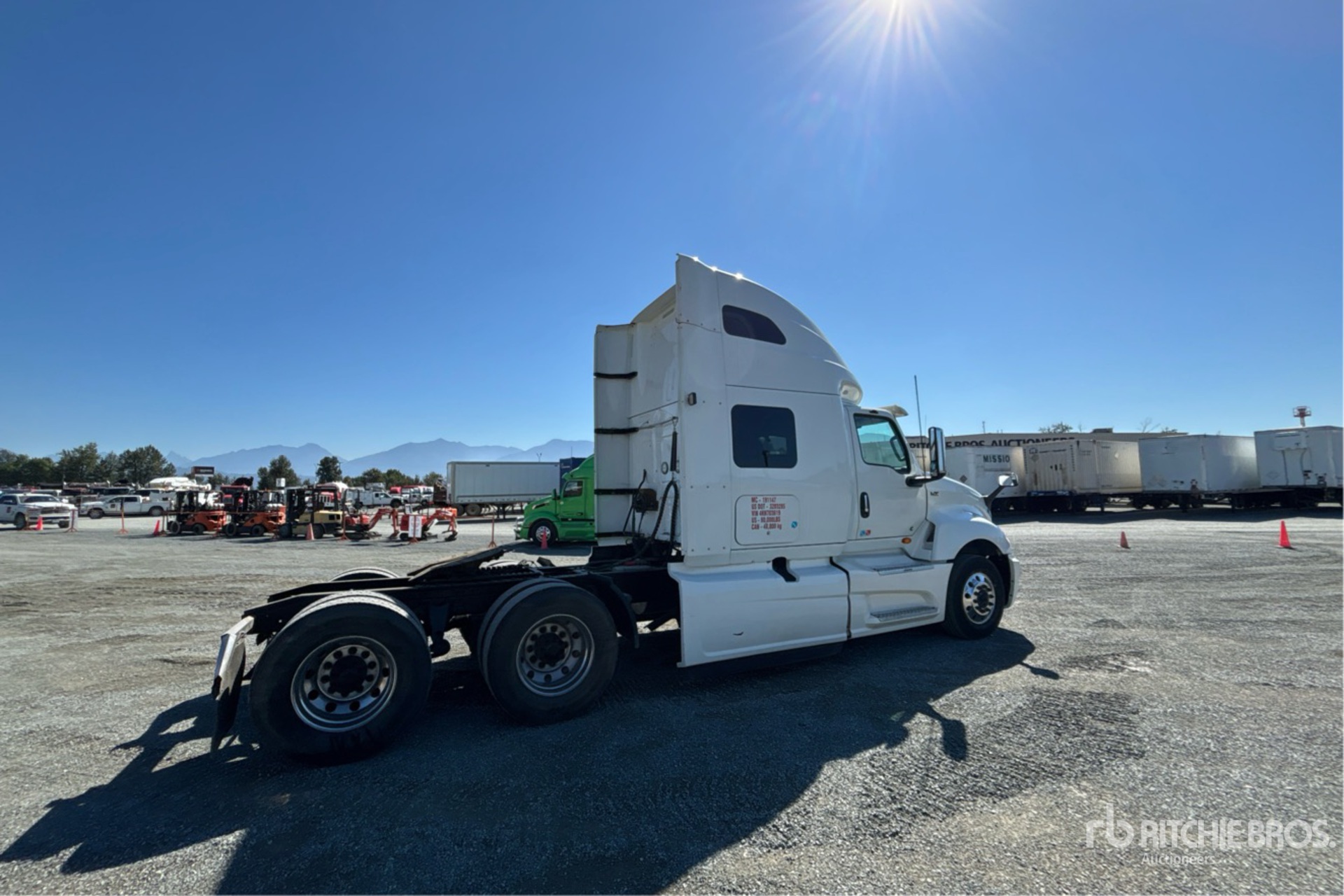2019 International LT625