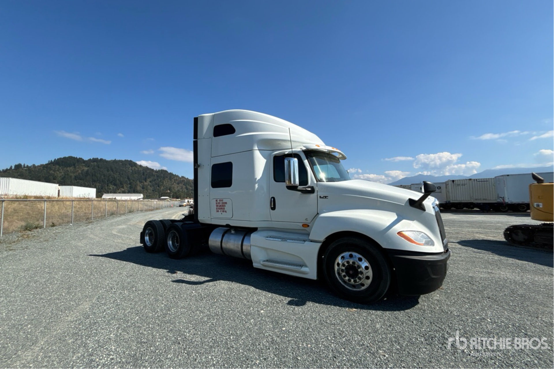 2018 International LT625