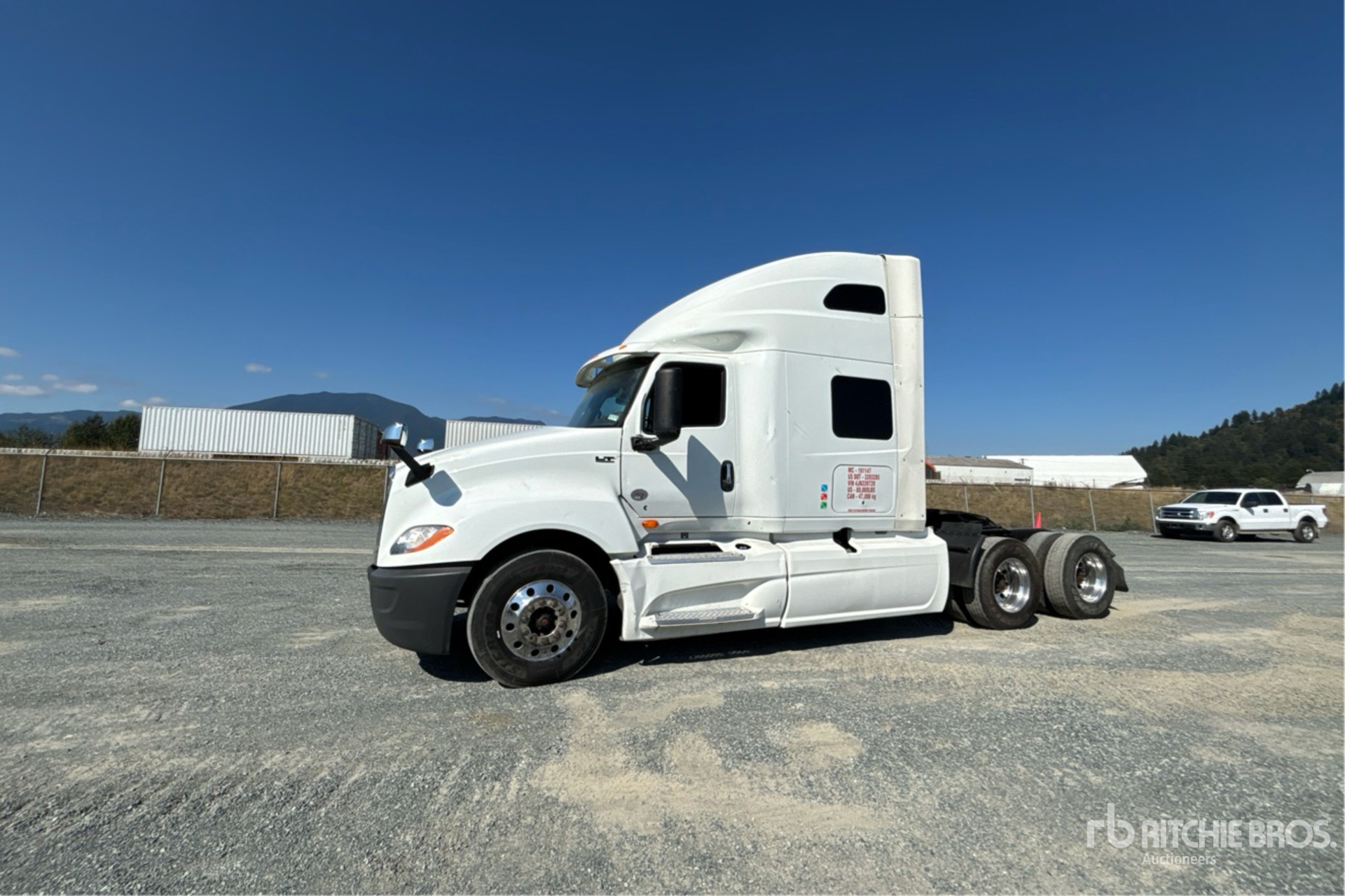 2018 International LT625