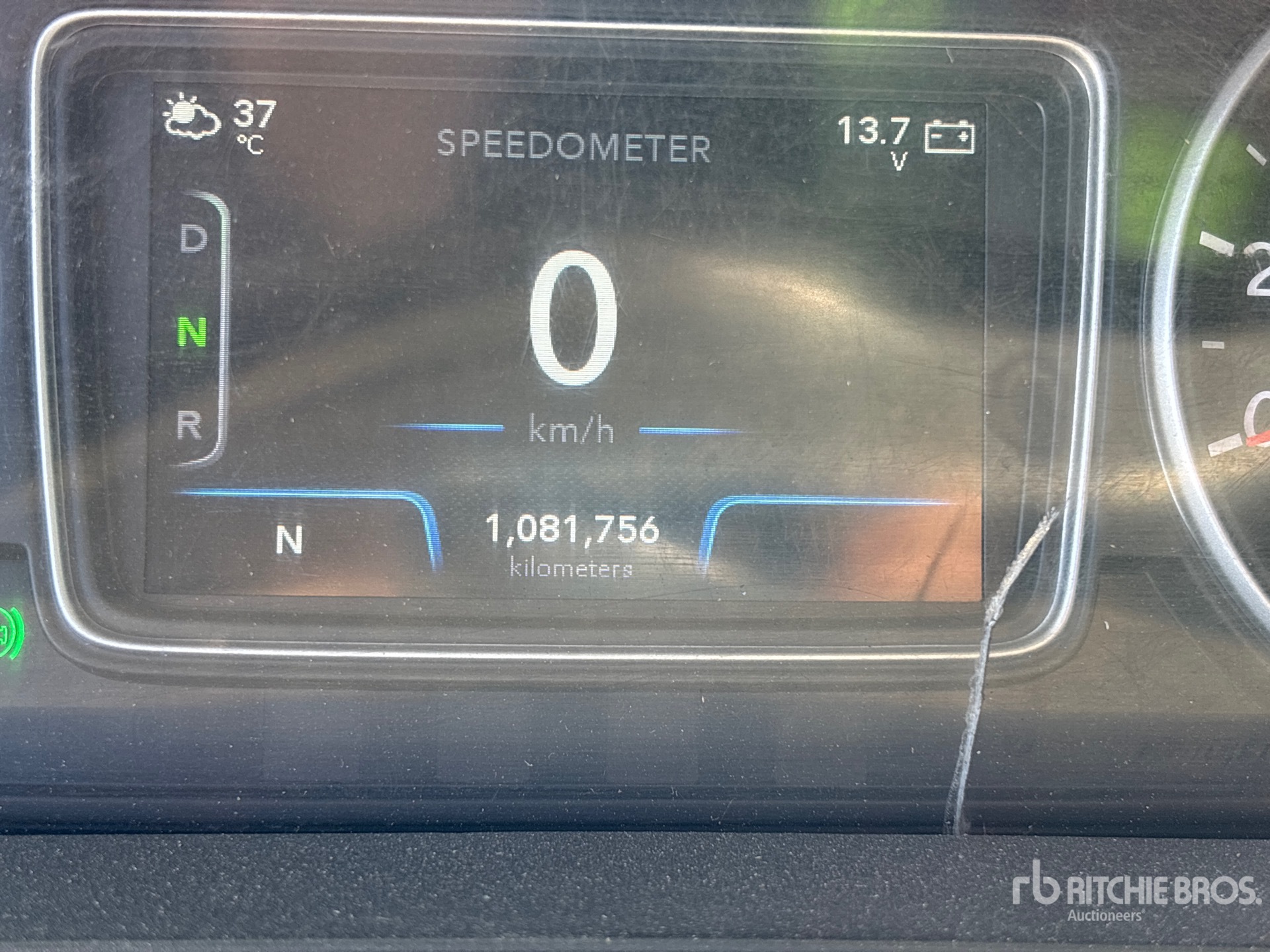 2018 International LT625