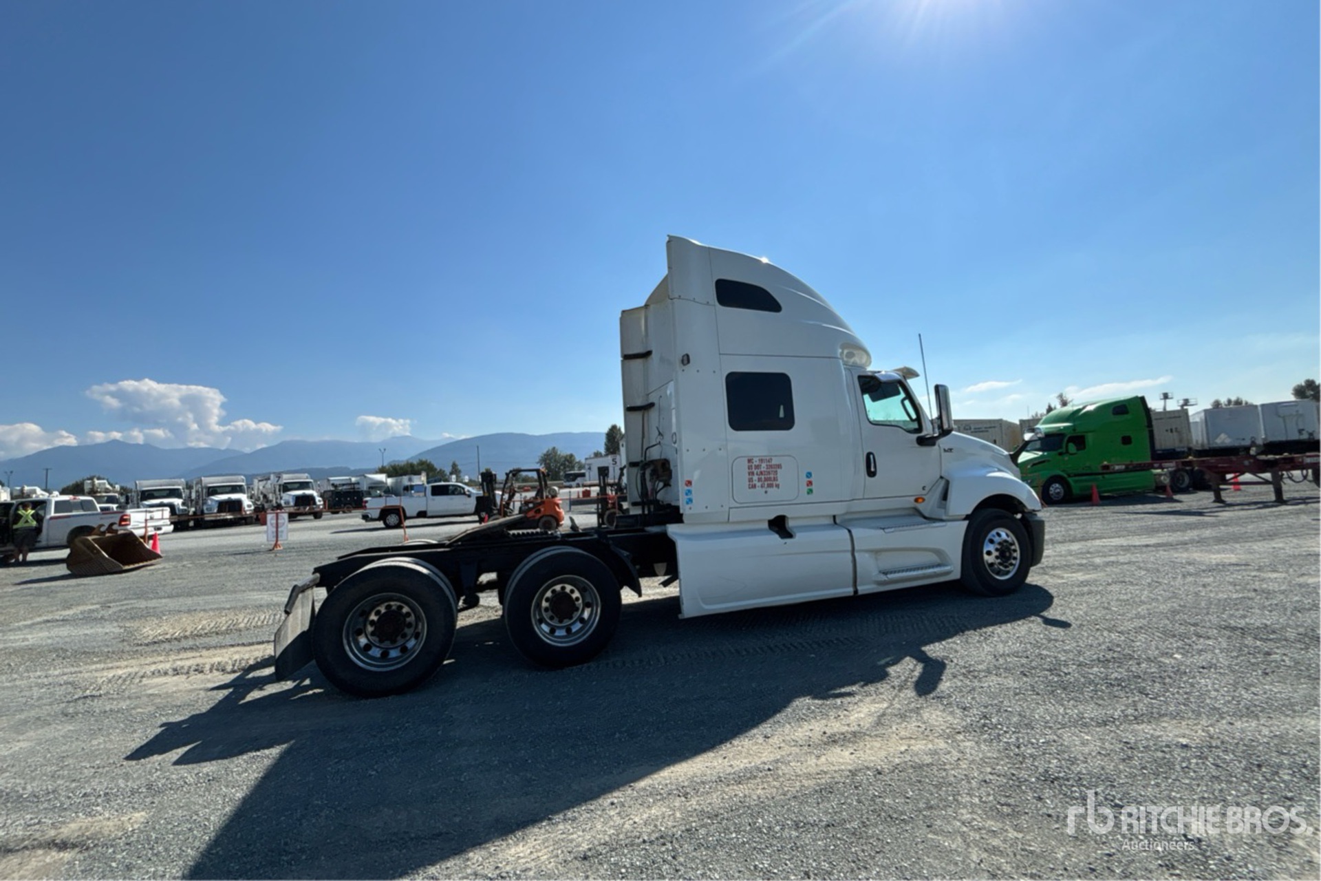 2018 International LT625