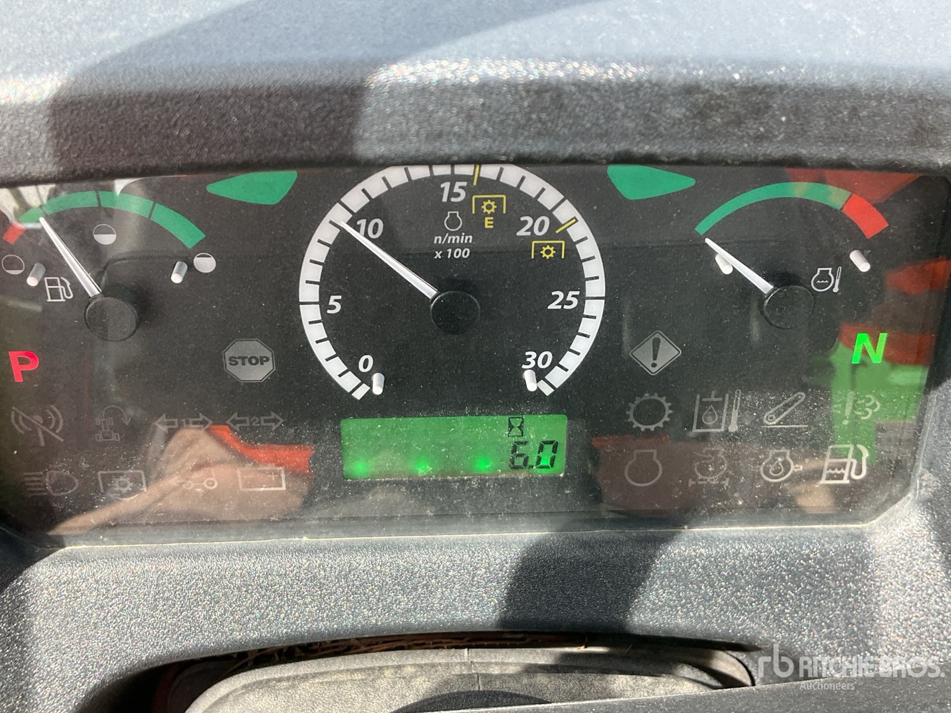 2026 John Deere 5075E