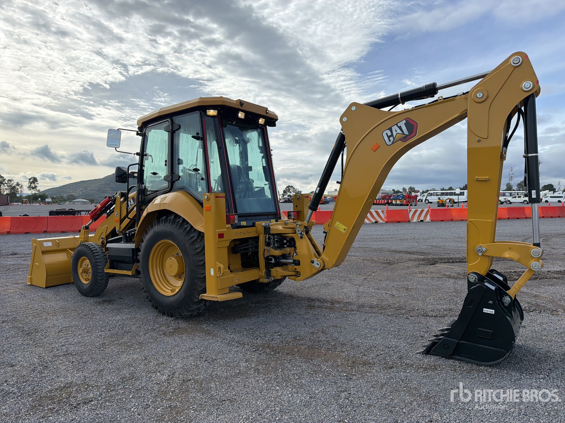 2026 Caterpillar 424