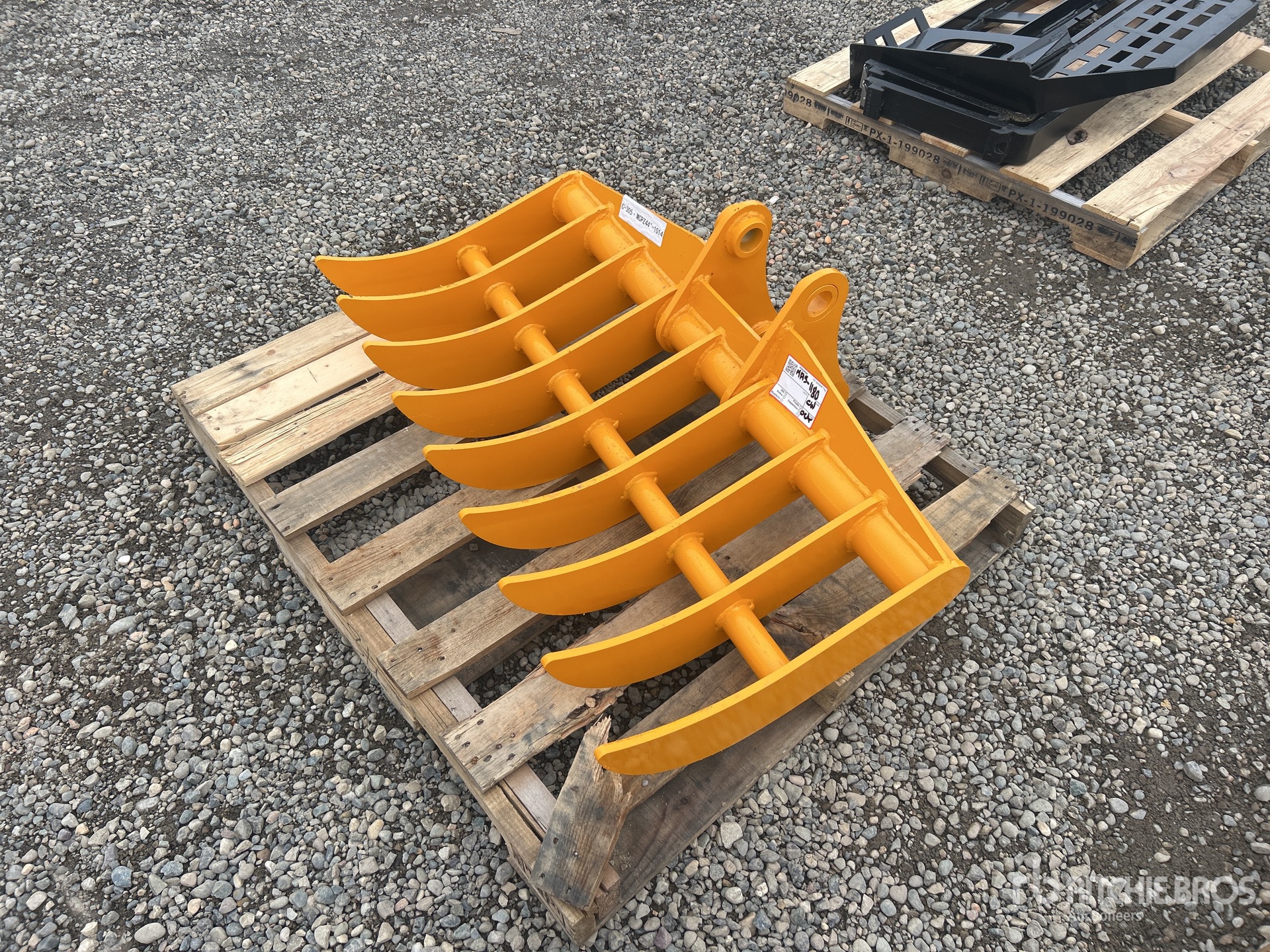 2026 GIYI 44 in - Fits Cat 305 (Unused)