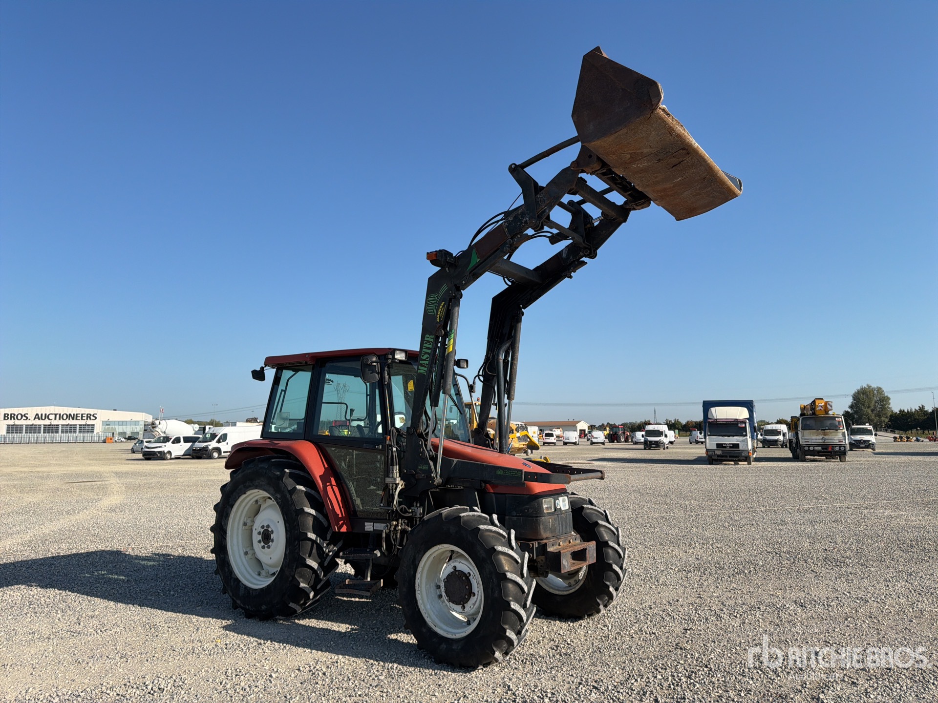 New Holland L75
