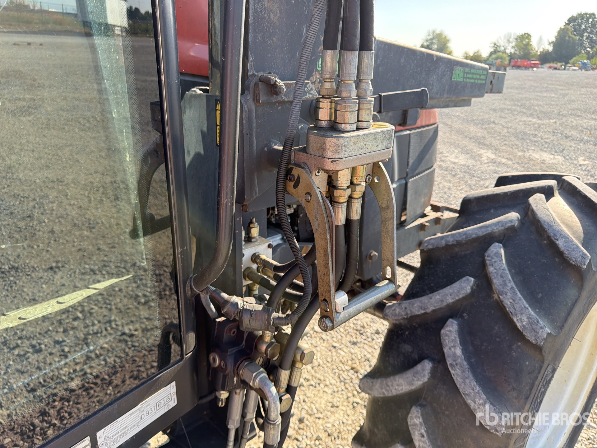 New Holland L75