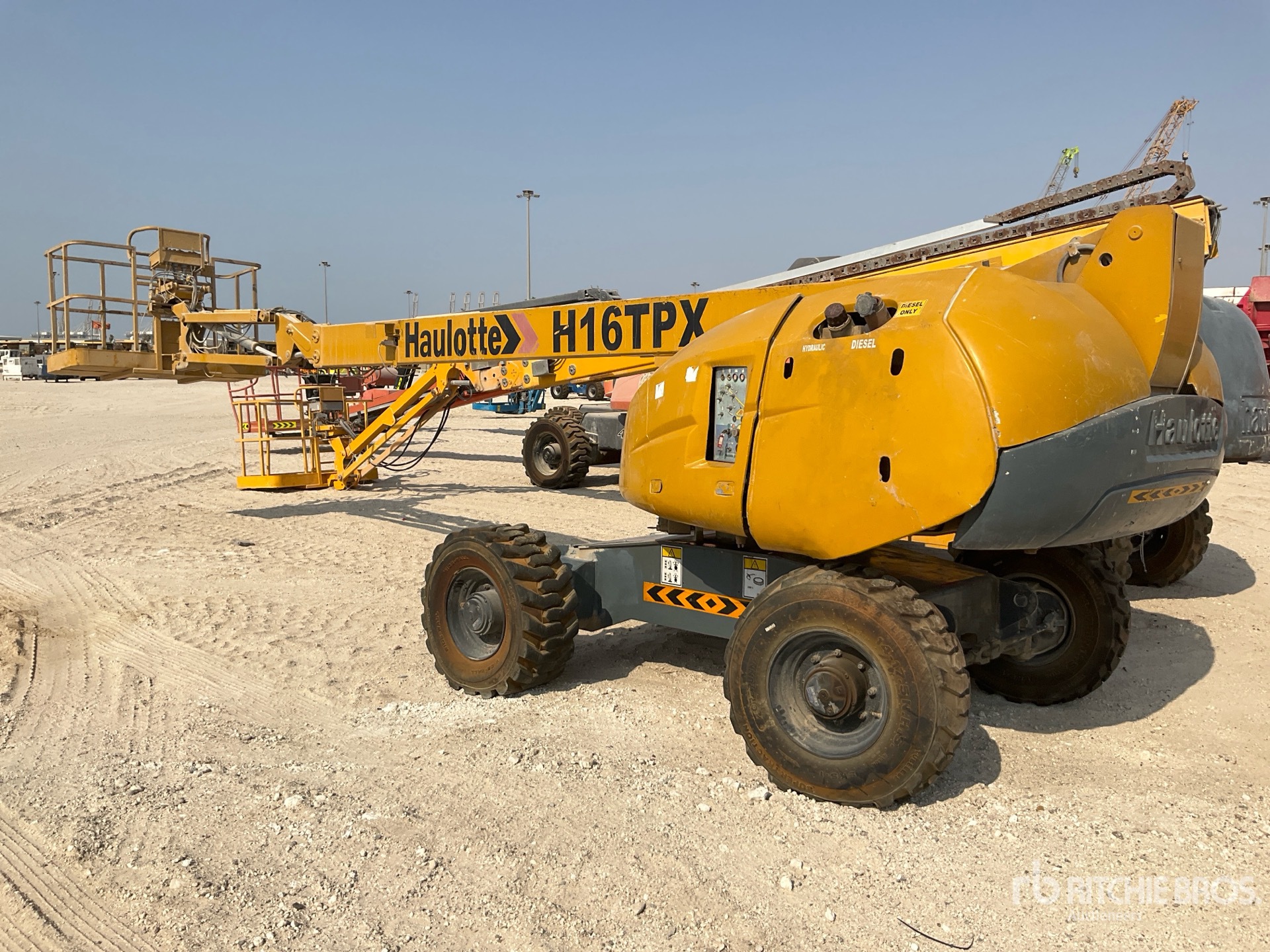 2006 Haulotte H16TPX