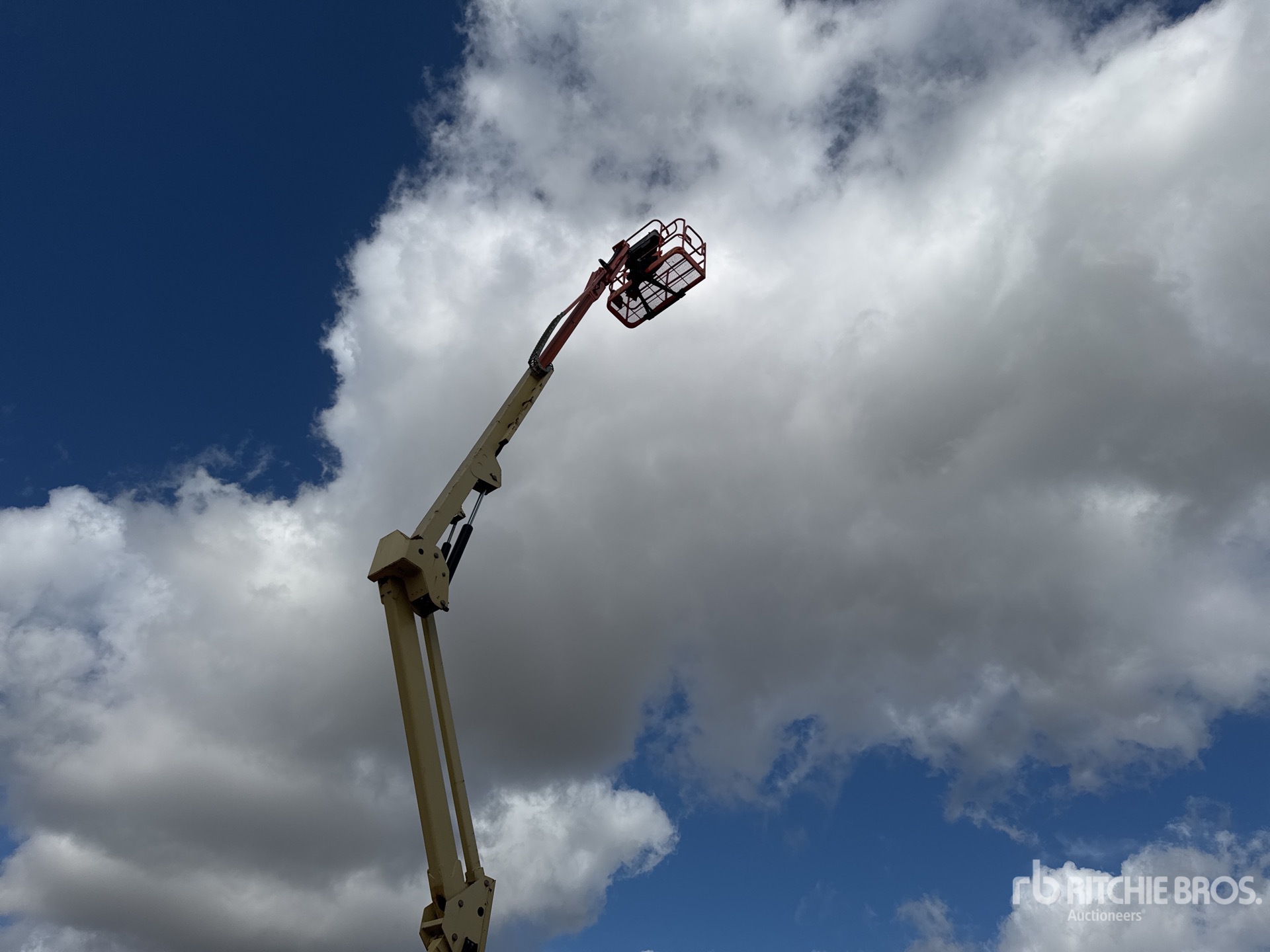 2015 JLG 510AJ