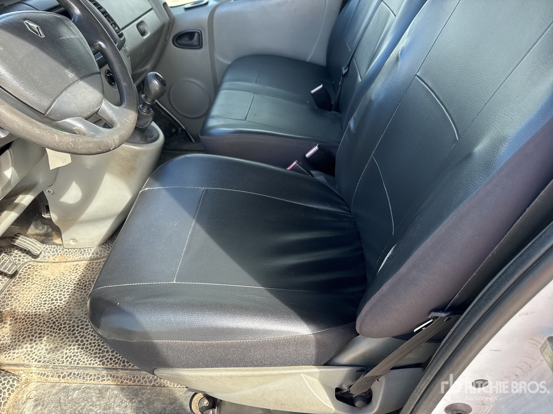 2004 Renault TRAFIC DCI80