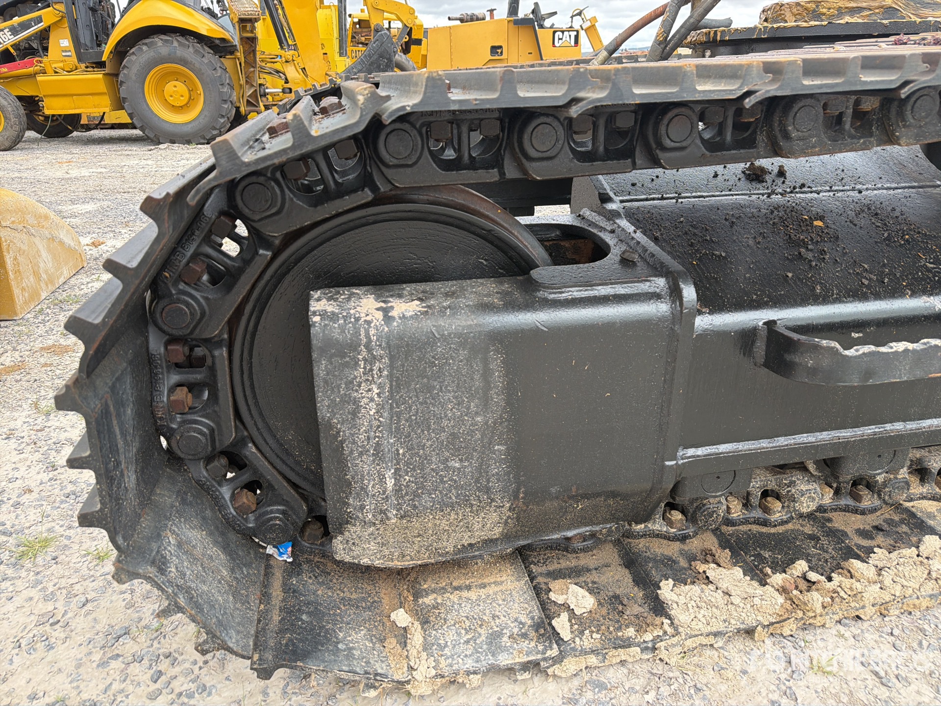 Caterpillar LOTE DE CABINA, CADENAS Y CONTR ...