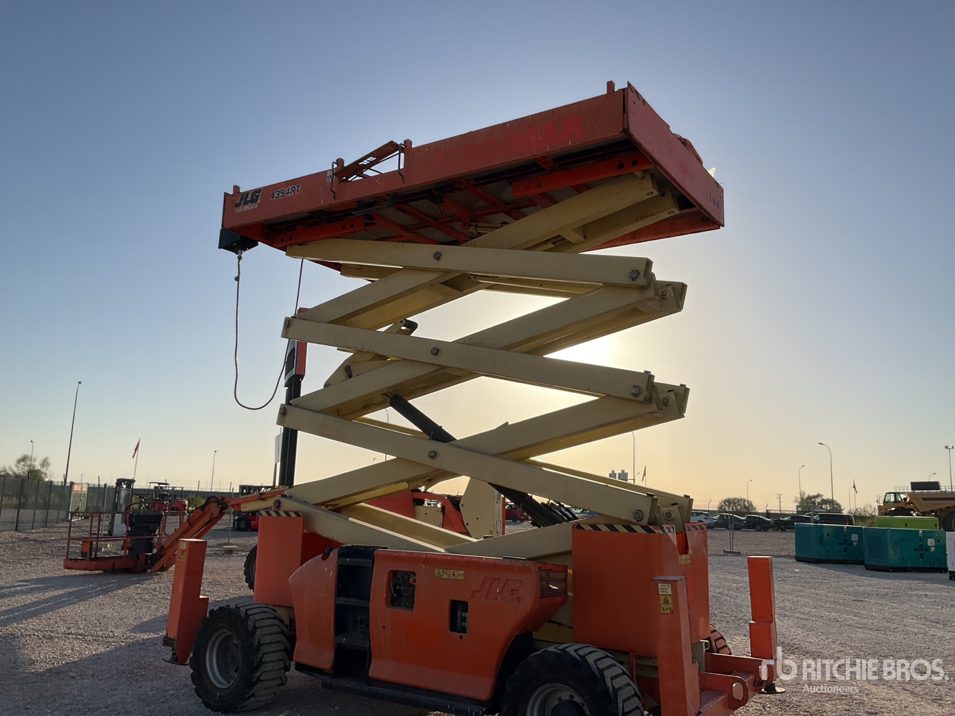 2008 JLG 4394 RT
